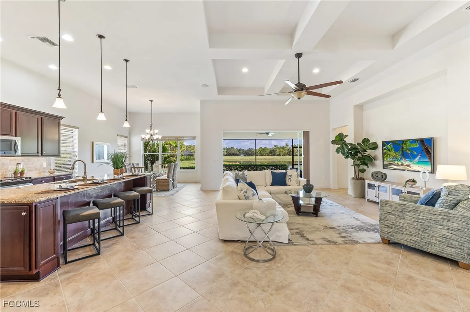 Property Slideshow image 7 of 35 | 10964 surrey pl, Fort Myers, FL, 33913