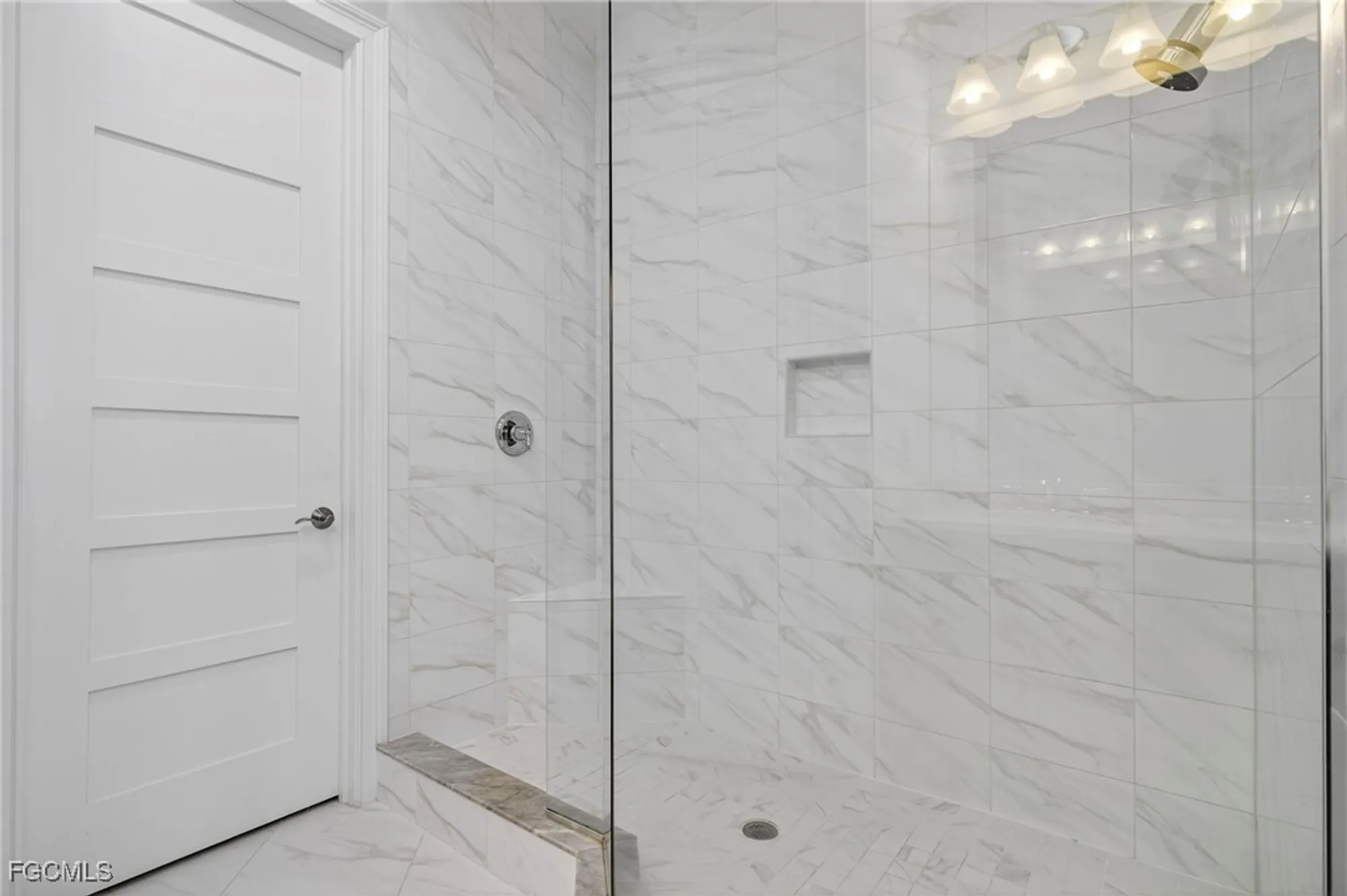 Property Slideshow image 21 of 42 | 6541 dominica dr unit 201, Naples, FL, 34113