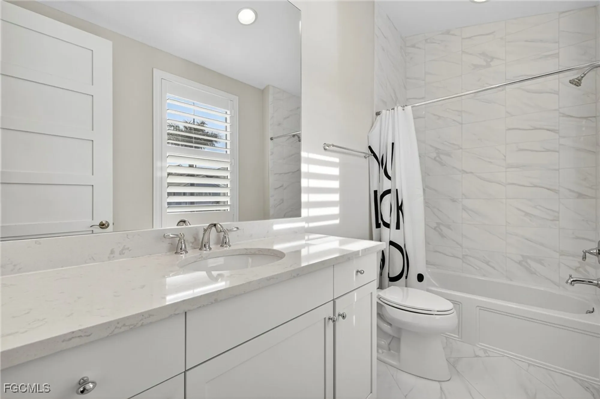 Property Slideshow image 23 of 42 | 6541 dominica dr unit 201, Naples, FL, 34113