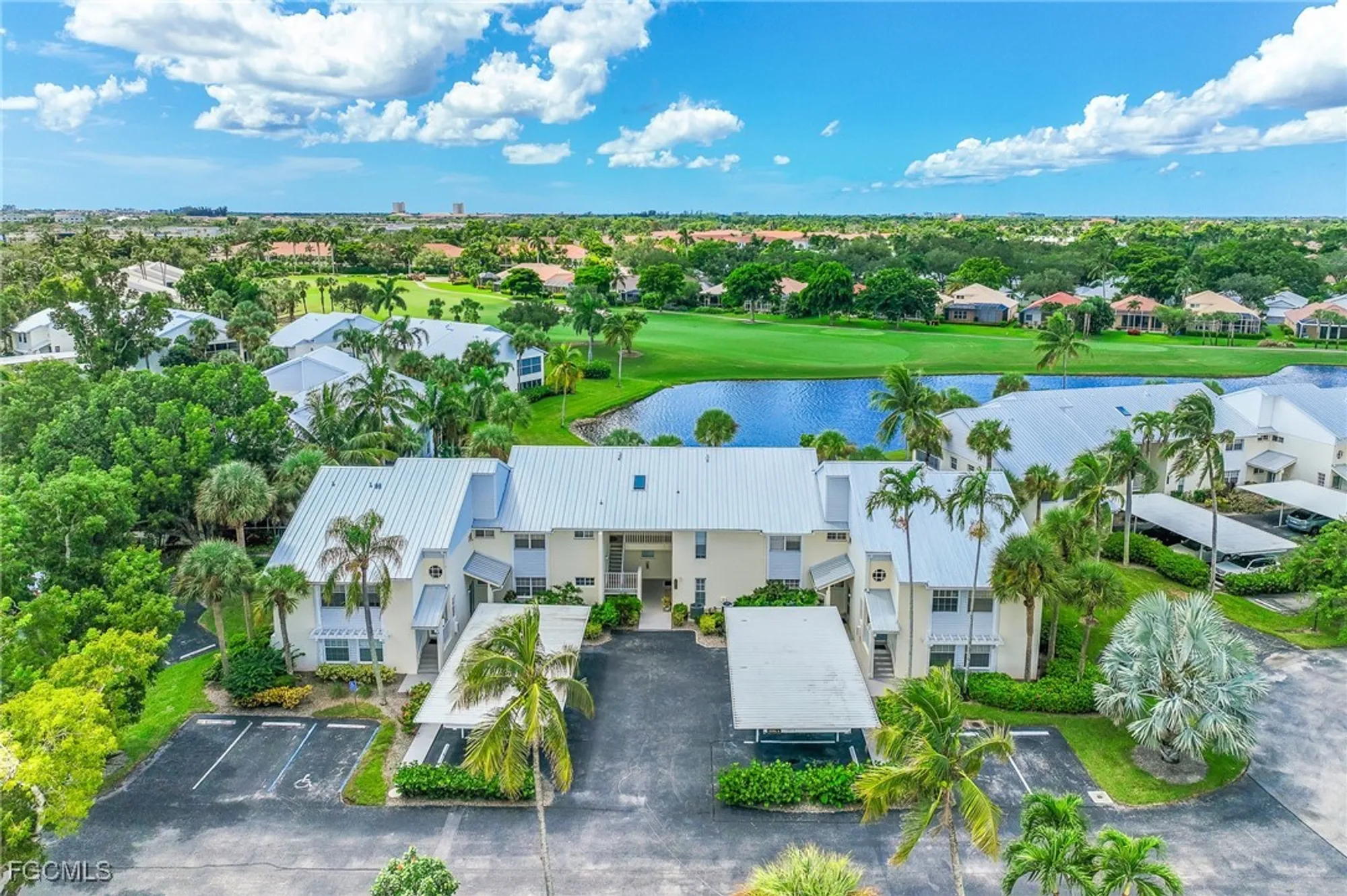 Property Slideshow image 19 of 40 | 14979 rivers edge ct apt 224, Fort Myers, FL, 33908