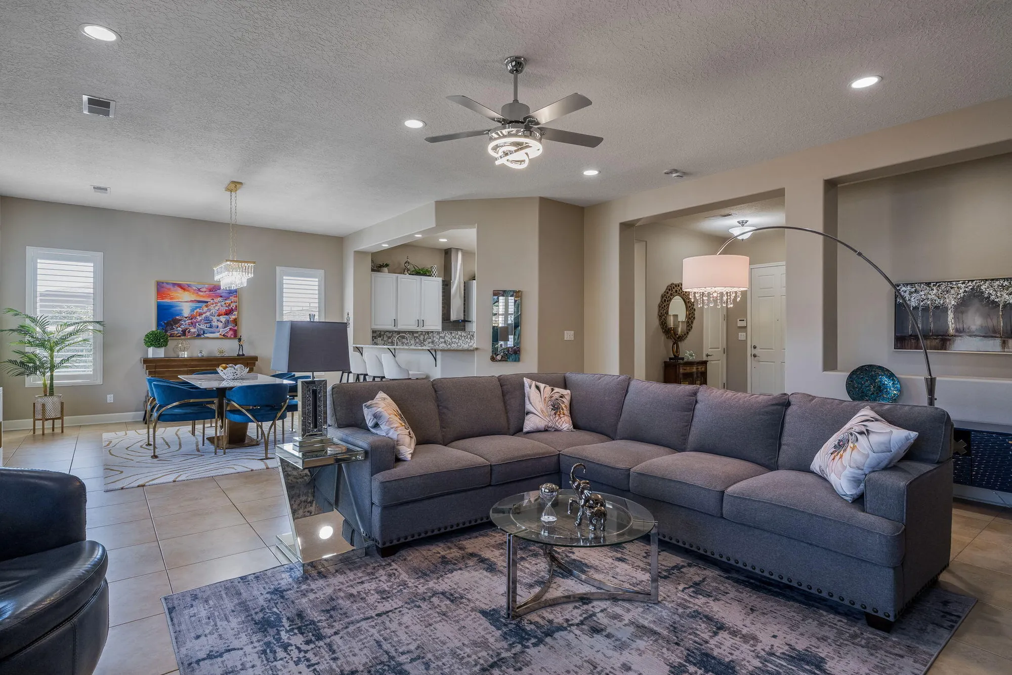 Property Slideshow image 9 of 41 | 4140 red river rd, Los Lunas, NM, 87031