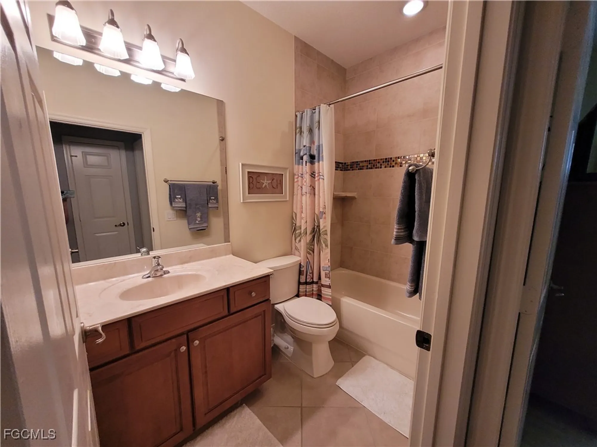 Property Slideshow image 25 of 47 | 10630 camarelle cir, Fort Myers, FL, 33913