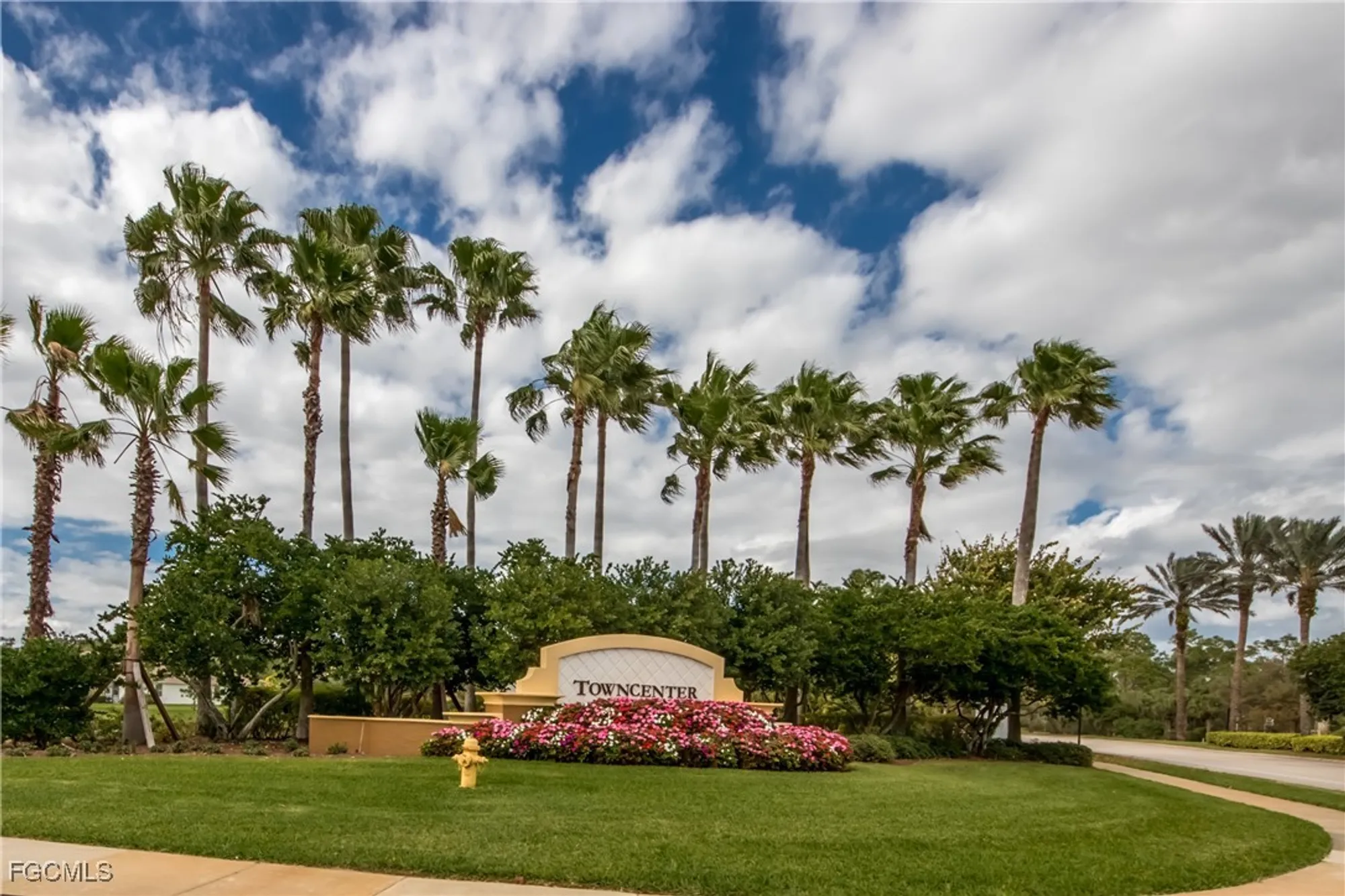 Property Slideshow image 38 of 47 | 10630 camarelle cir, Fort Myers, FL, 33913