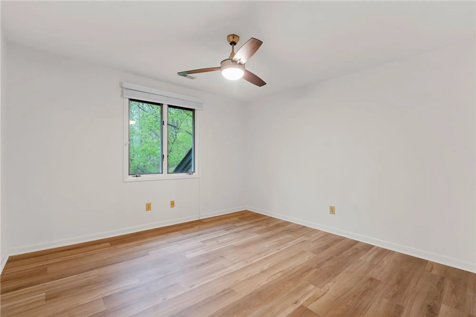 Property Slideshow image 49 of 50 | 124 mathews grant, Williamsburg, VA, 23185