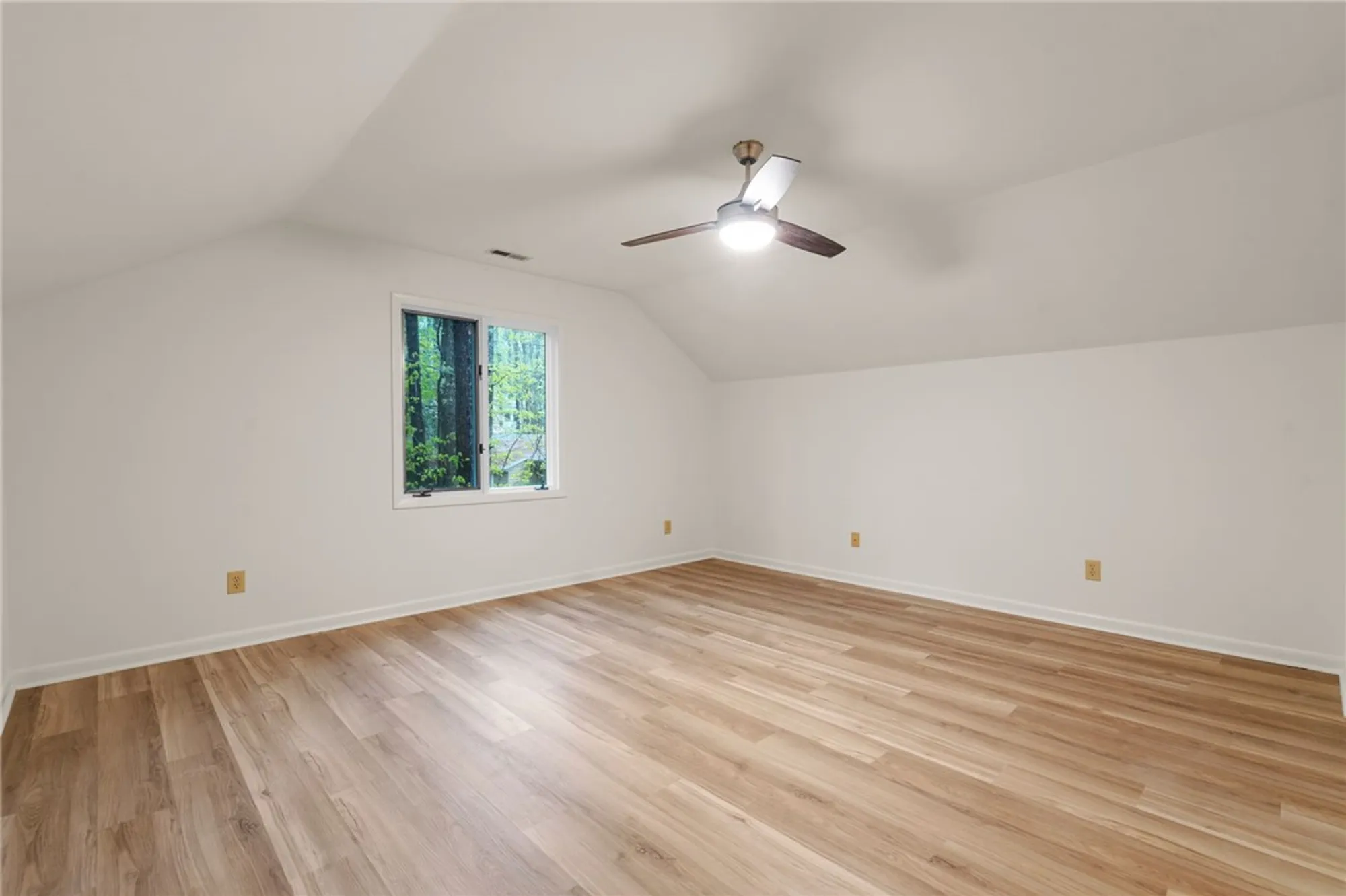 Property Slideshow image 43 of 50 | 124 mathews grant, Williamsburg, VA, 23185