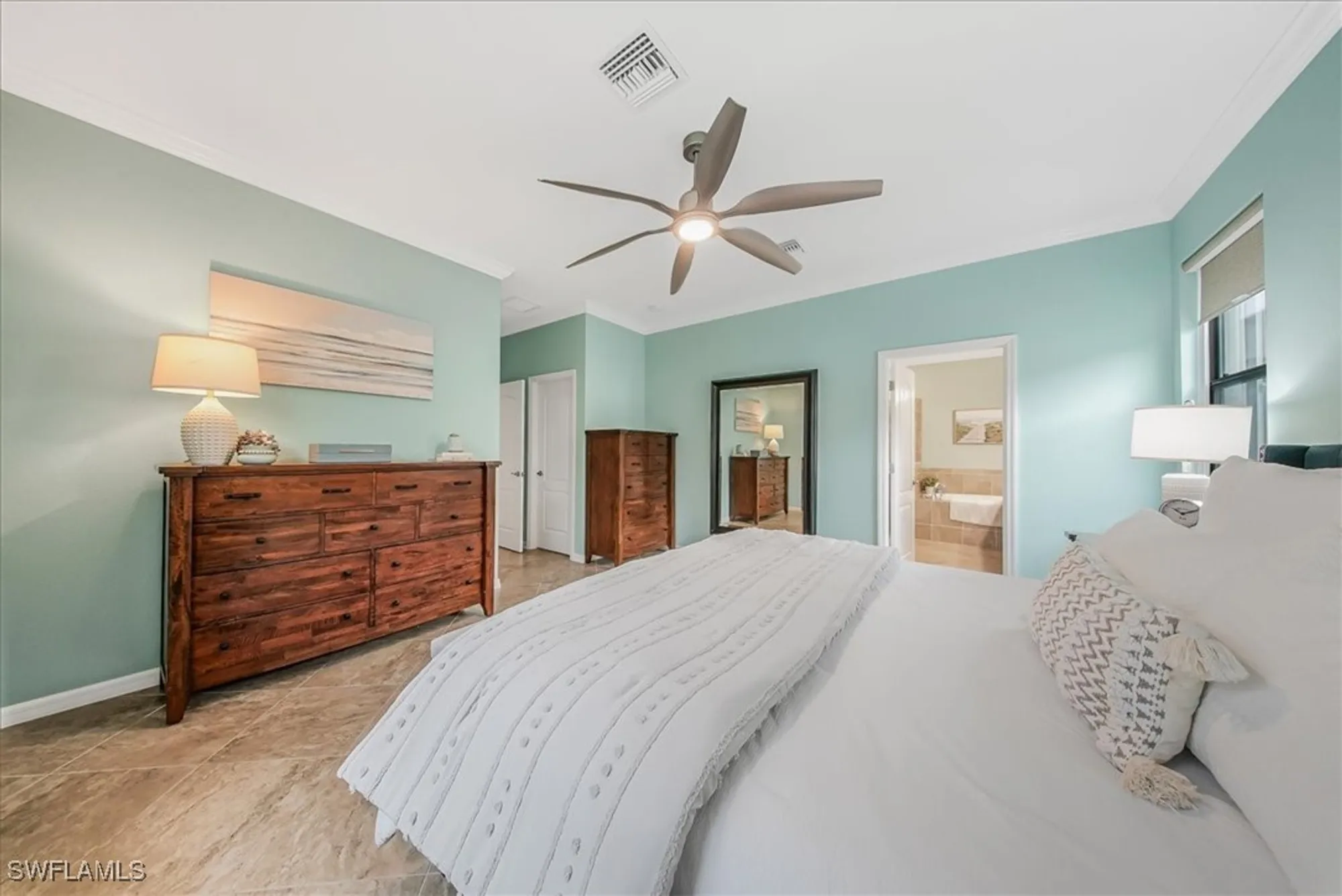 Property Slideshow image 19 of 50 | 19862 bittersweet ln, Estero, FL, 33928