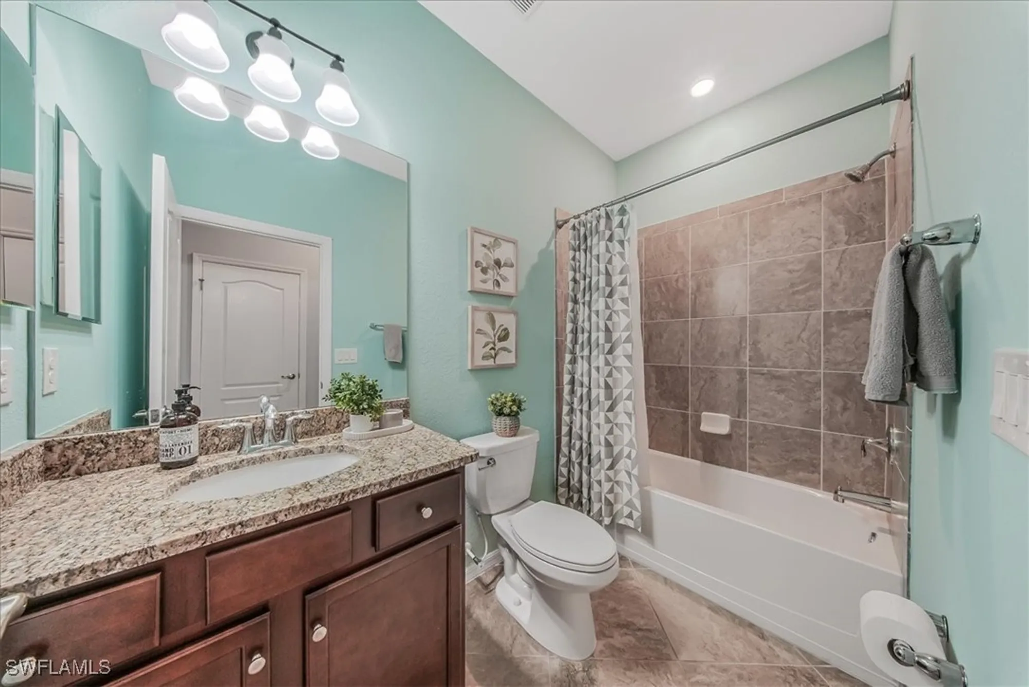 Property Slideshow image 26 of 50 | 19862 bittersweet ln, Estero, FL, 33928