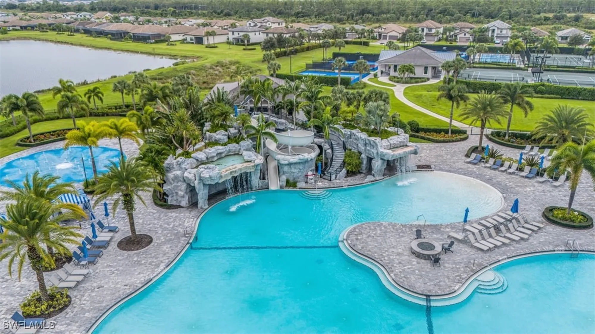 Property Slideshow image 35 of 50 | 19862 bittersweet ln, Estero, FL, 33928