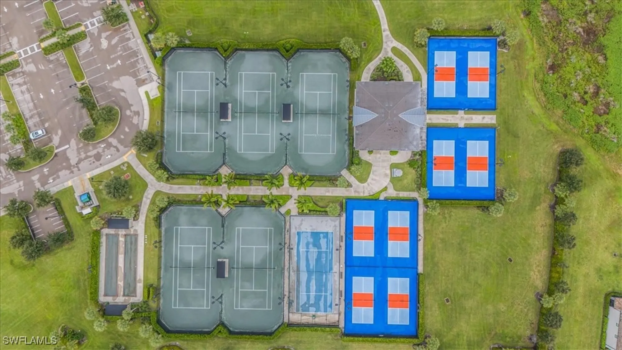 Property Slideshow image 46 of 50 | 19862 bittersweet ln, Estero, FL, 33928