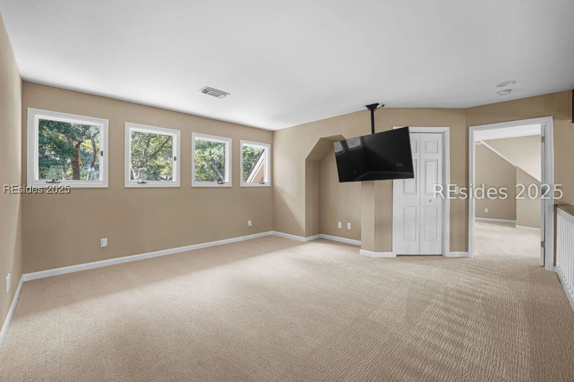 Property Slideshow image 44 of 96 | 23 oyster reef dr, Hilton Head Island, SC, 29926