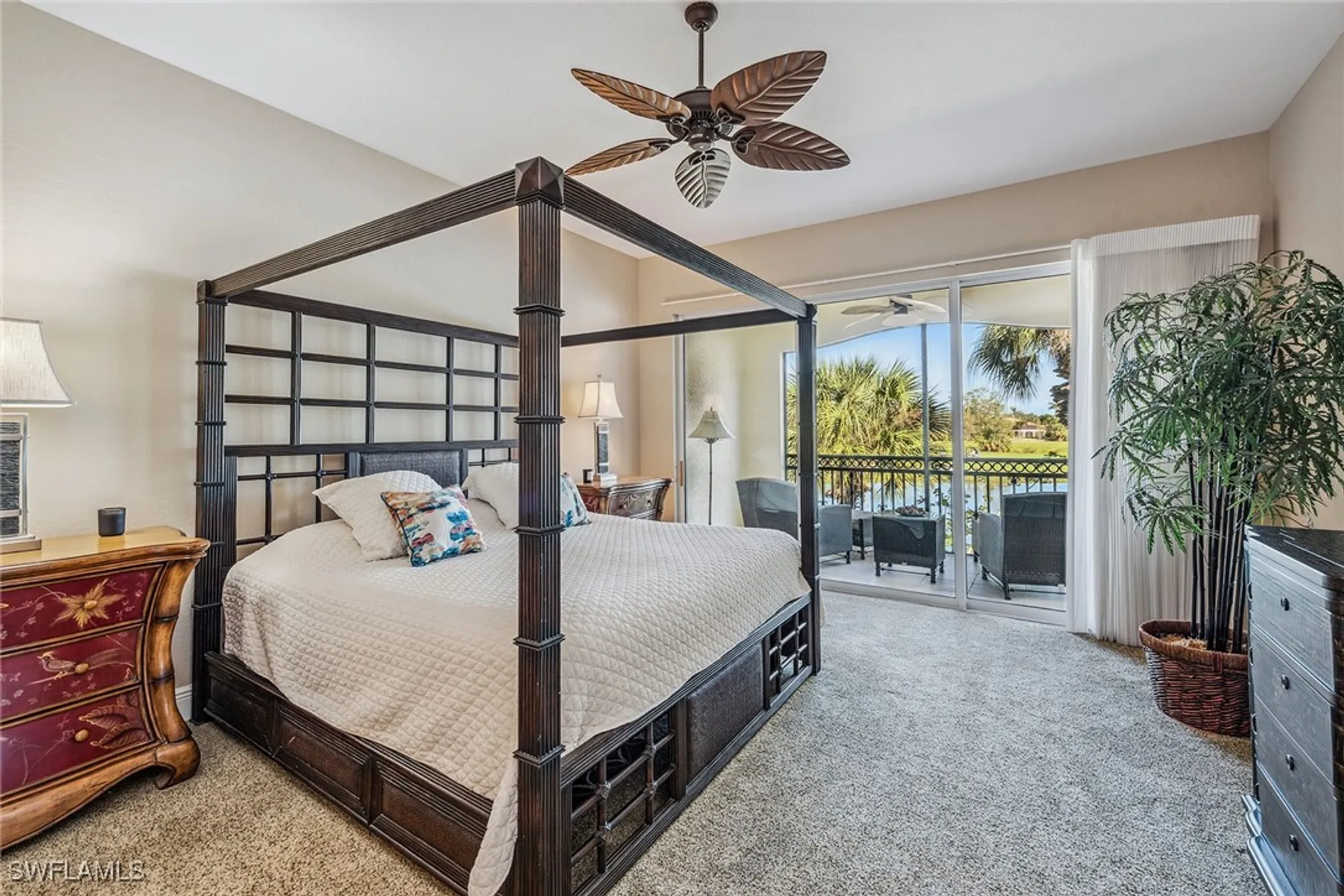 Property Slideshow image 15 of 48 | 3725 montreux ln 204, Naples, FL, 34114