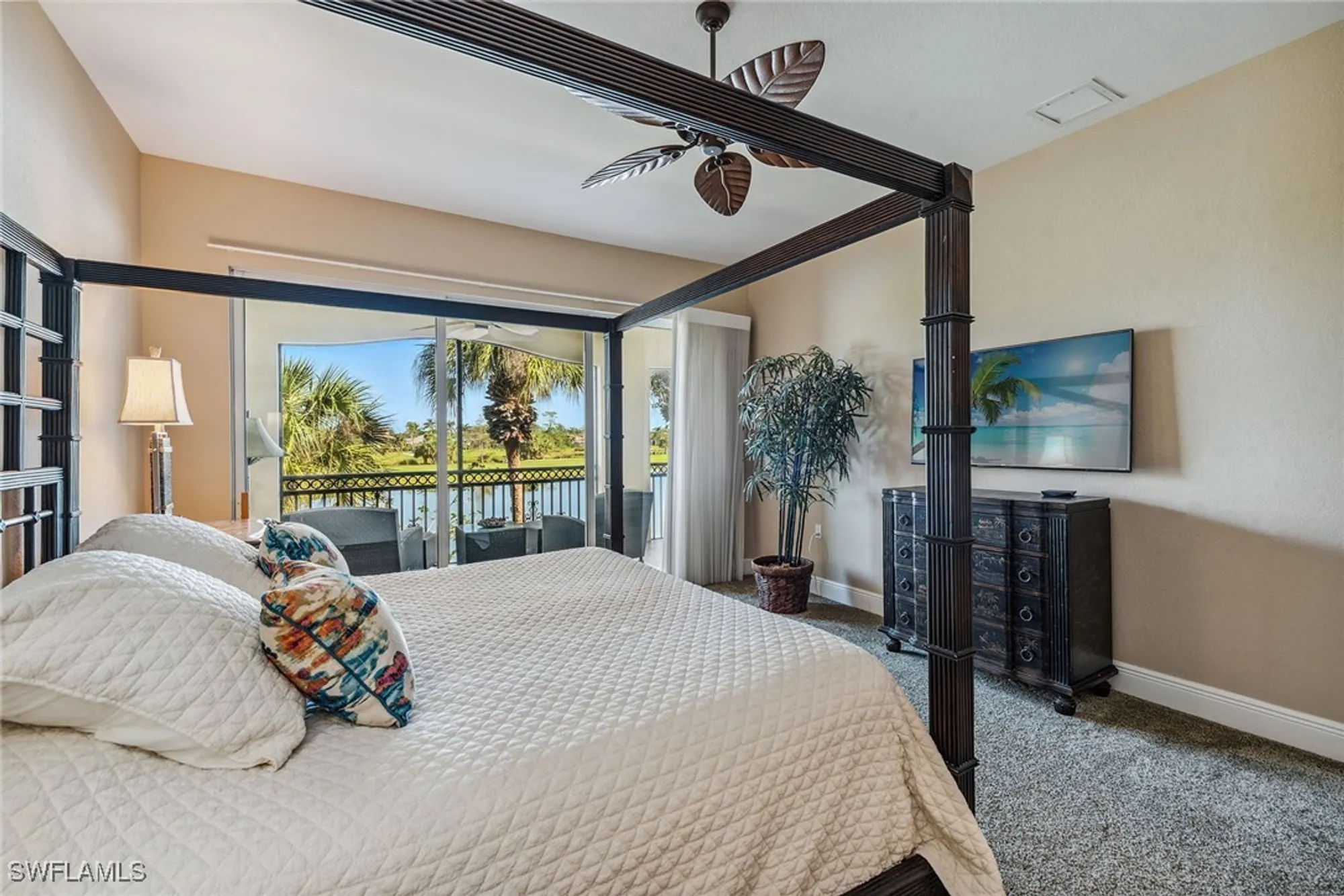 Property Slideshow image 16 of 48 | 3725 montreux ln 204, Naples, FL, 34114