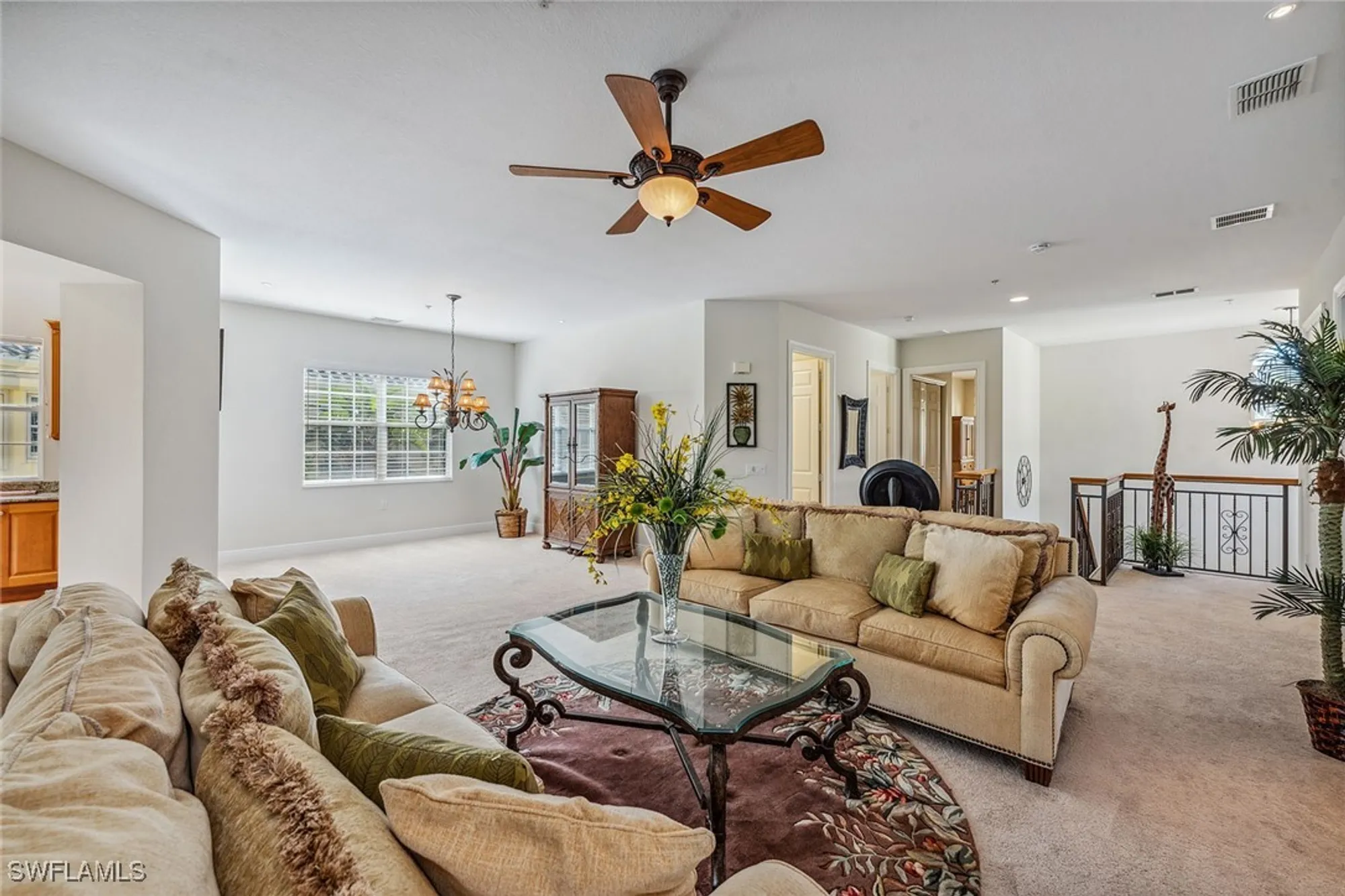 Property Slideshow image 12 of 48 | 3725 montreux ln 204, Naples, FL, 34114