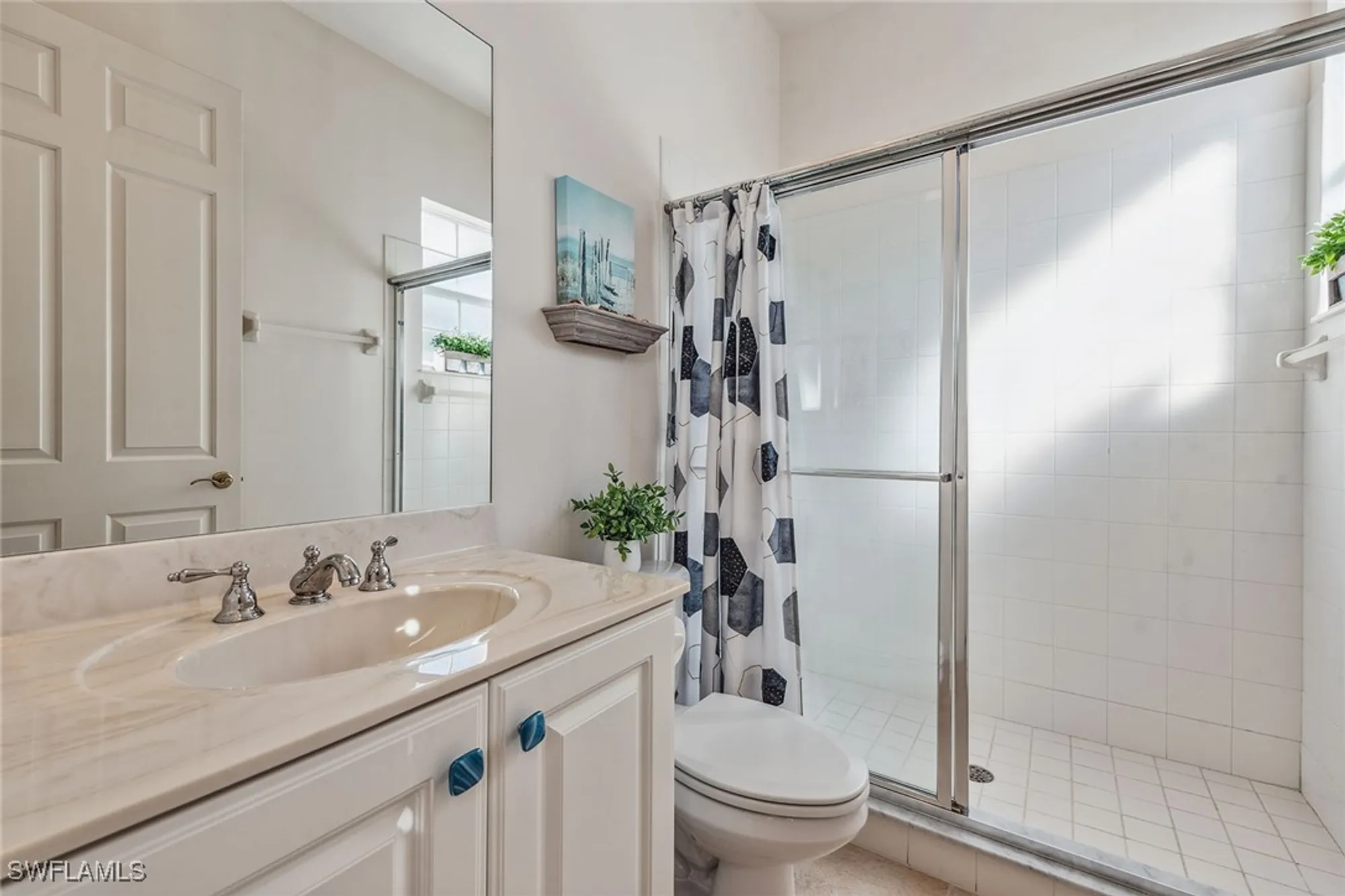 Property Slideshow image 20 of 48 | 3725 montreux ln 204, Naples, FL, 34114