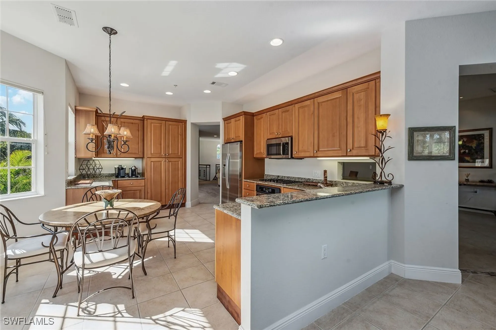 Property Slideshow image 7 of 48 | 3725 montreux ln 204, Naples, FL, 34114