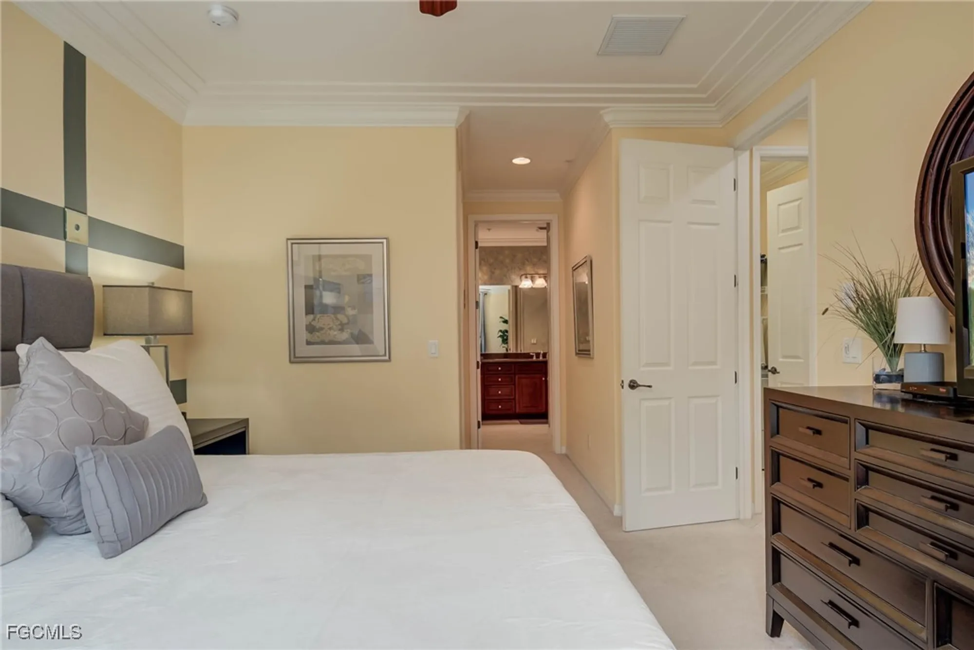 Property Slideshow image 15 of 41 | 11220 paseo grande blvd apt 5205, Fort Myers, FL, 33912