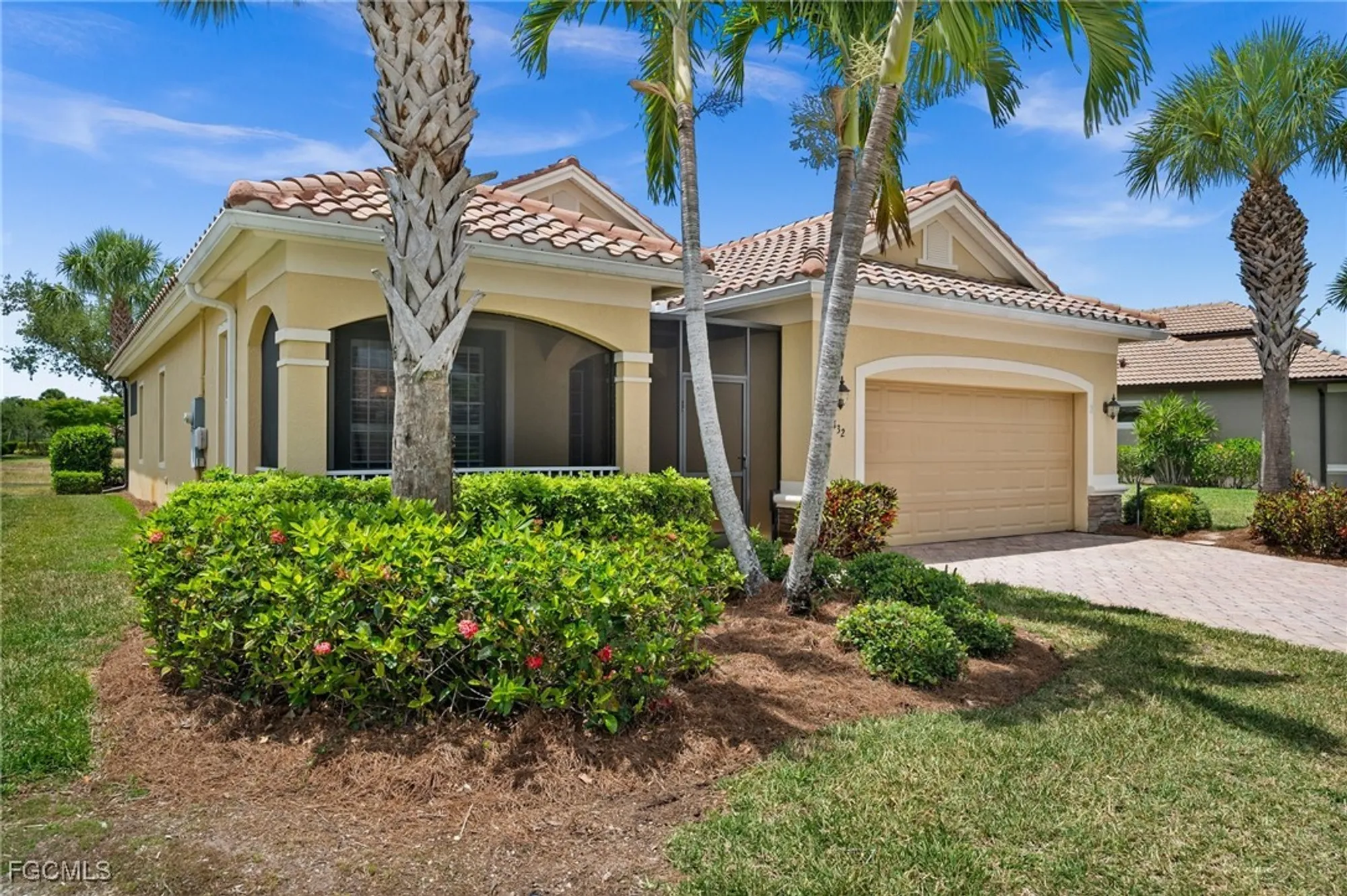 Property Slideshow image 2 of 43 | 12132 corcoran pl, Fort Myers, FL, 33913