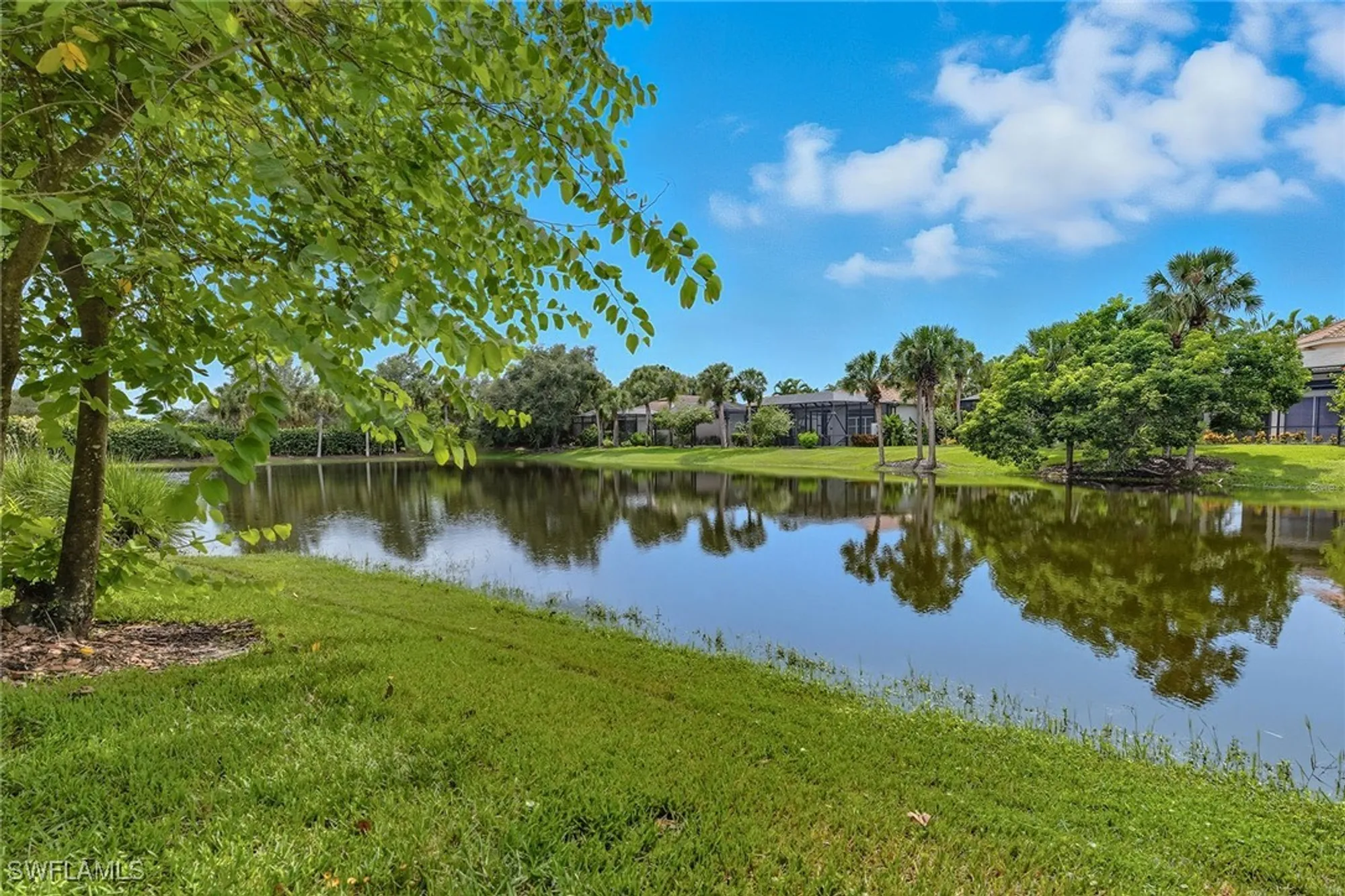 Property Slideshow image 33 of 49 | 8582 pepper tree way, Naples, FL, 34114