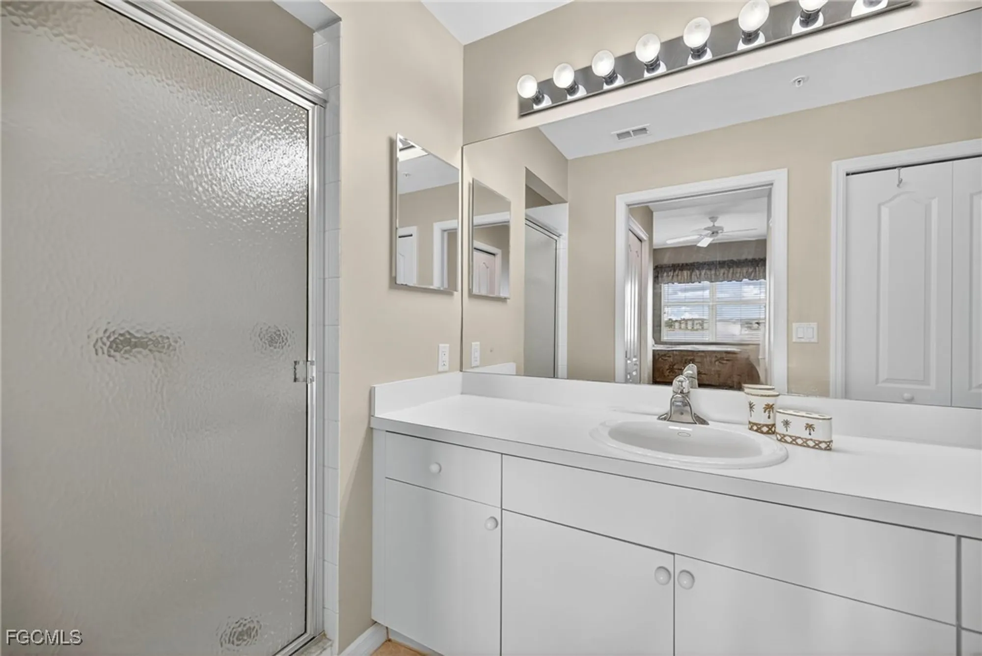 Property Slideshow image 14 of 26 | 10391 butterfly palm dr 1014, Fort Myers, FL, 33966
