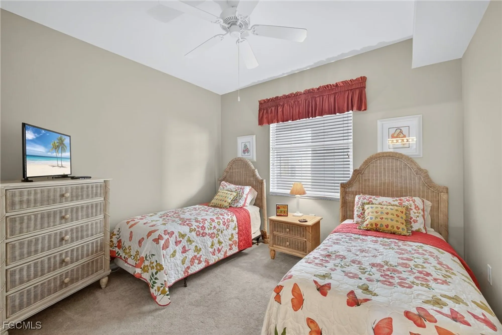 Property Slideshow image 15 of 26 | 10391 butterfly palm dr 1014, Fort Myers, FL, 33966