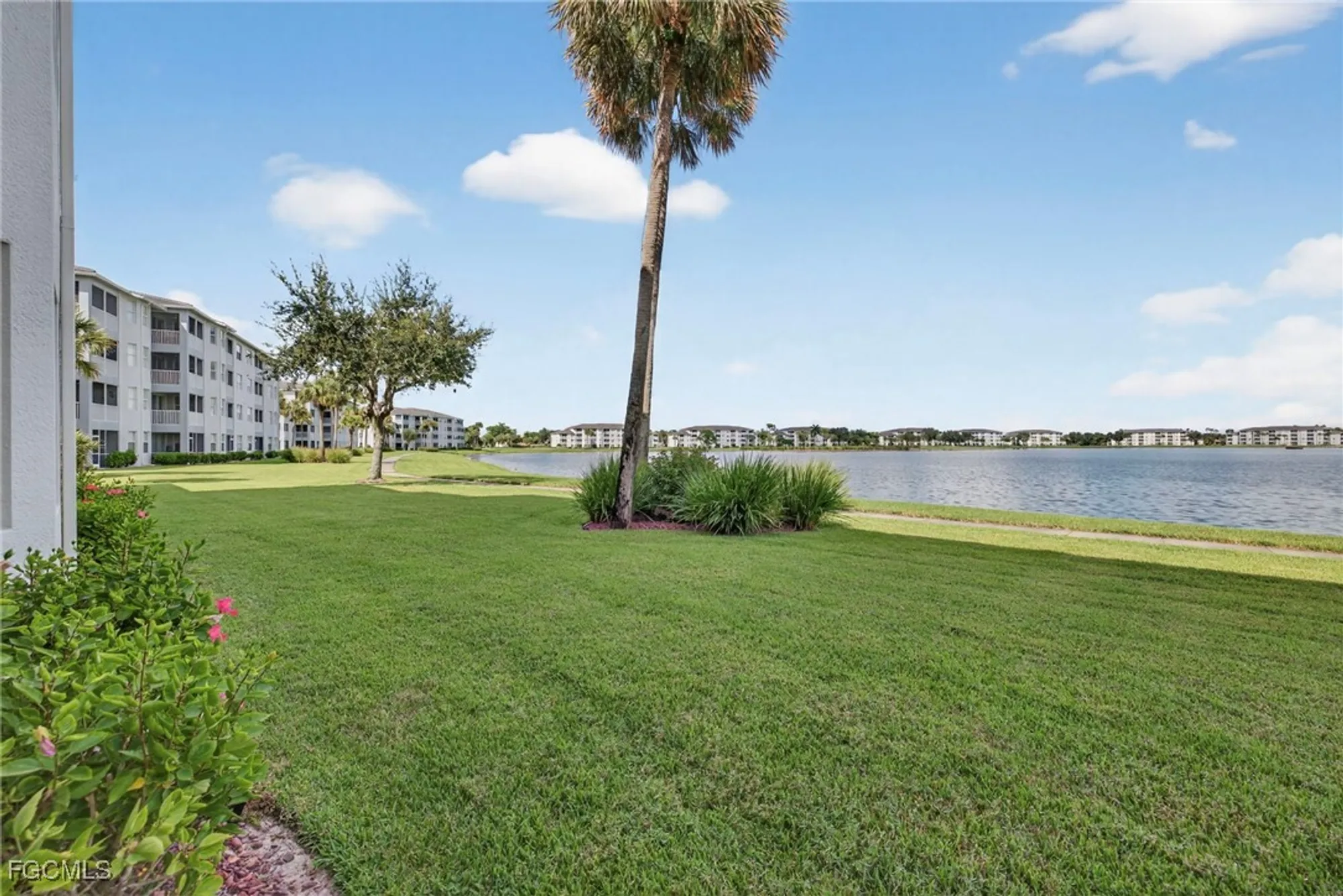 Property Slideshow image 22 of 26 | 10391 butterfly palm dr 1014, Fort Myers, FL, 33966