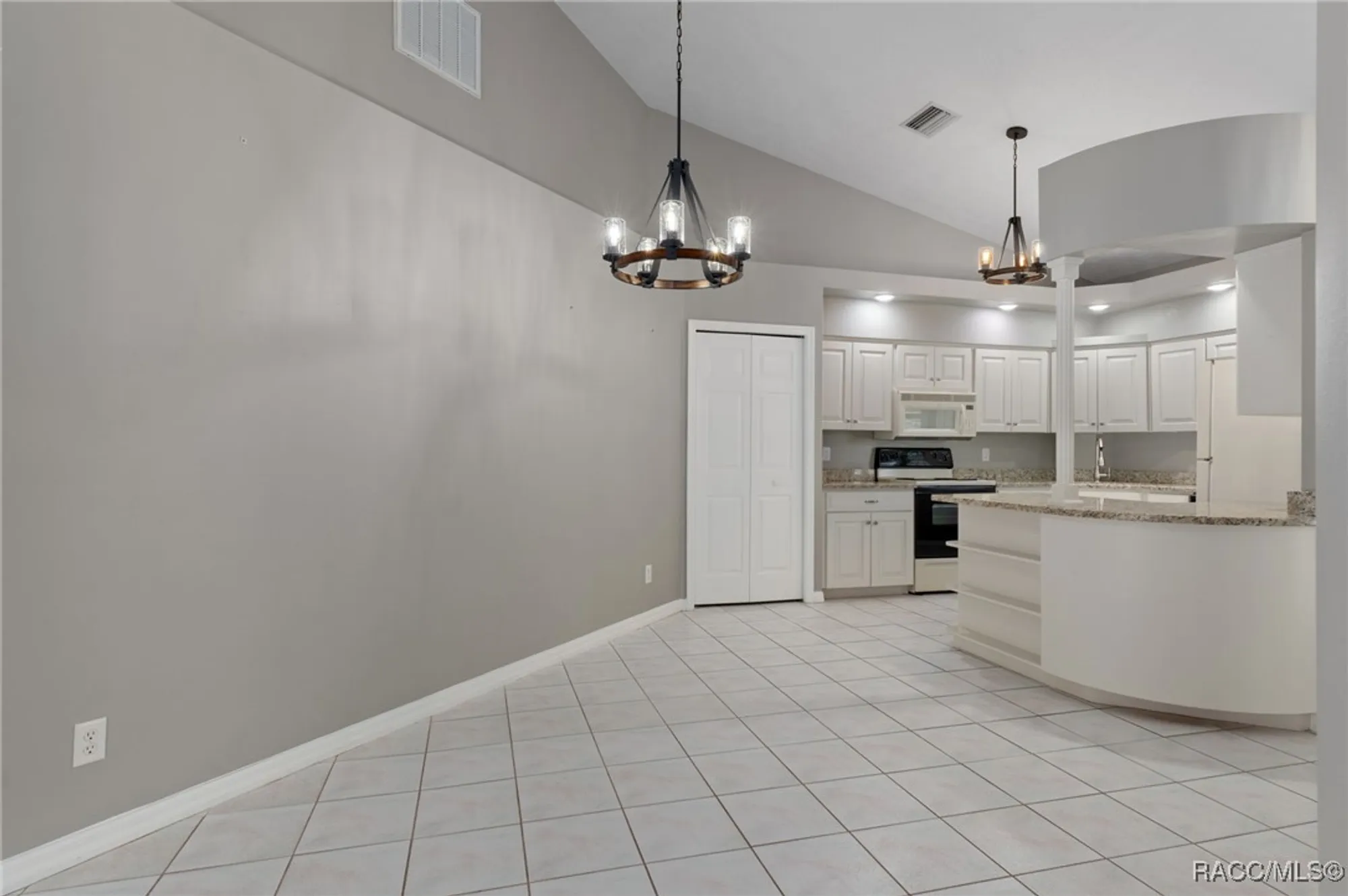 Property Slideshow image 11 of 45 | 820 lanark dr, Inverness, FL, 34453