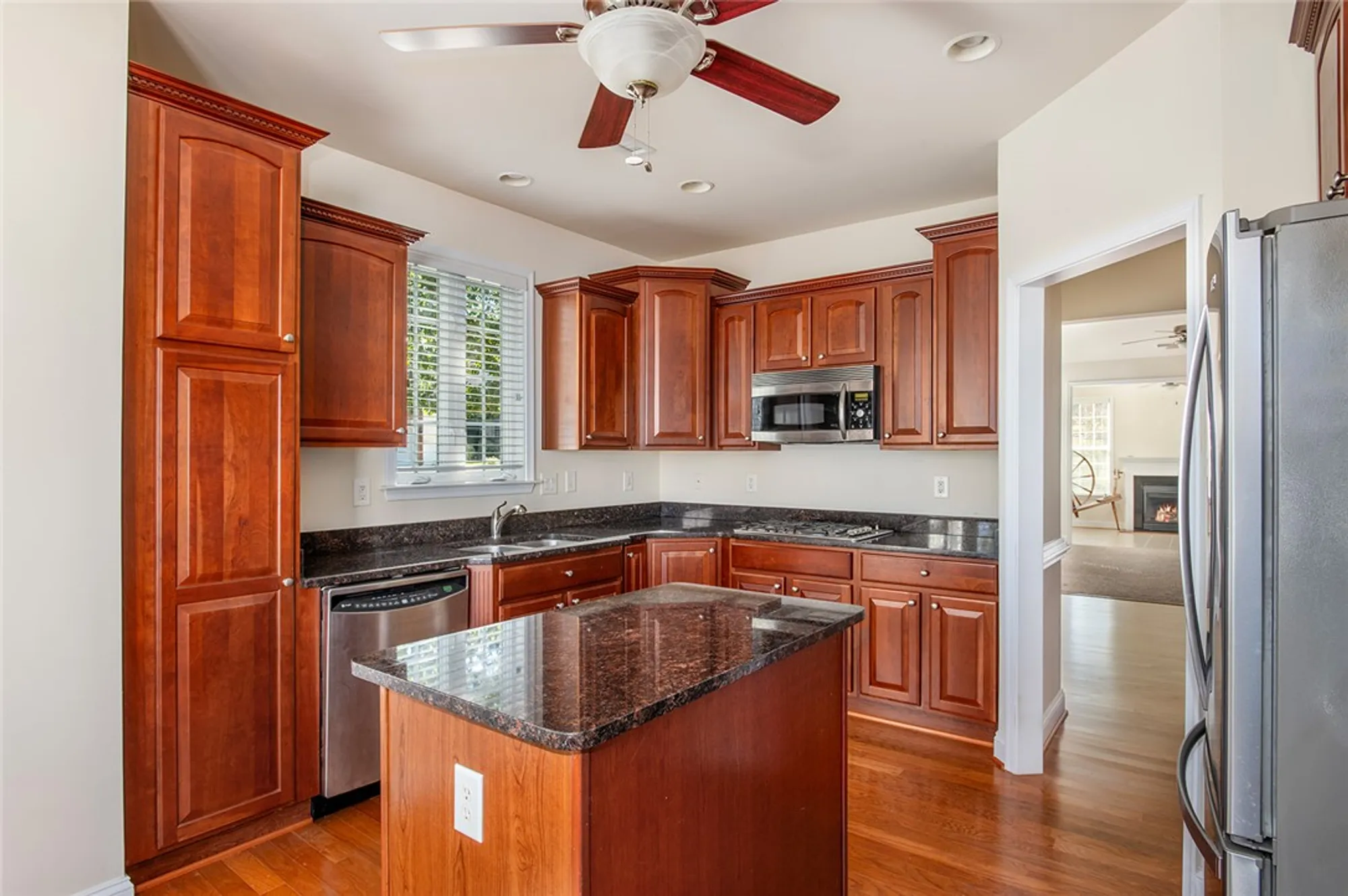 Property Slideshow image 6 of 50 | 6901 chancery ln, Williamsburg, VA, 23188