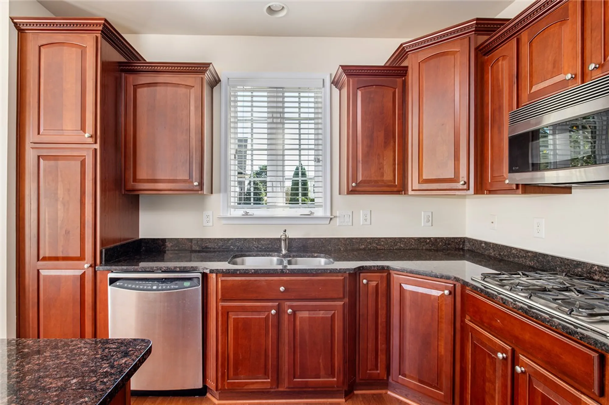 Property Slideshow image 8 of 50 | 6901 chancery ln, Williamsburg, VA, 23188