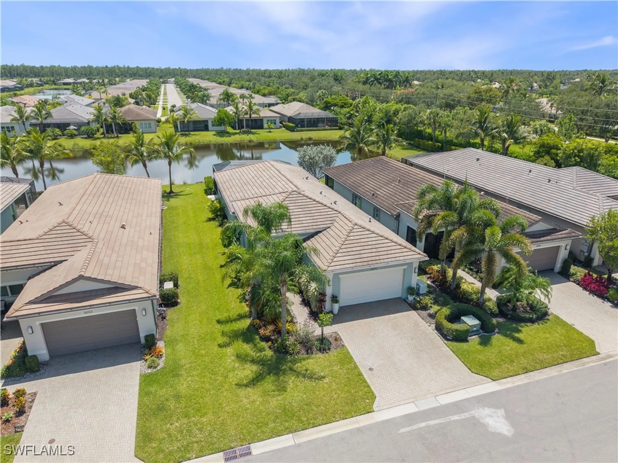 Property Slideshow image 29 of 39 | 16019 marche pl, Bonita Springs, FL, 34135