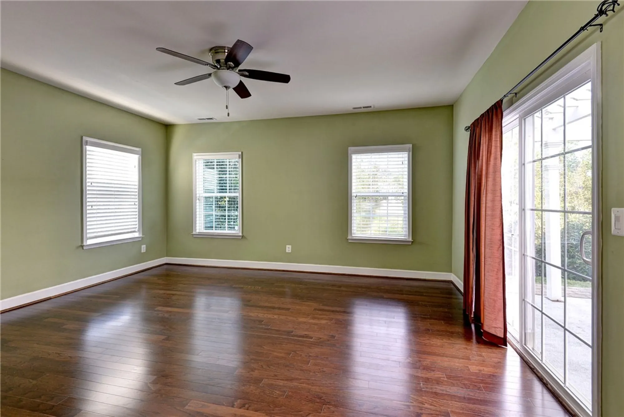 Property Slideshow image 24 of 48 | 4229 wedgewood dr, Williamsburg, VA, 23188