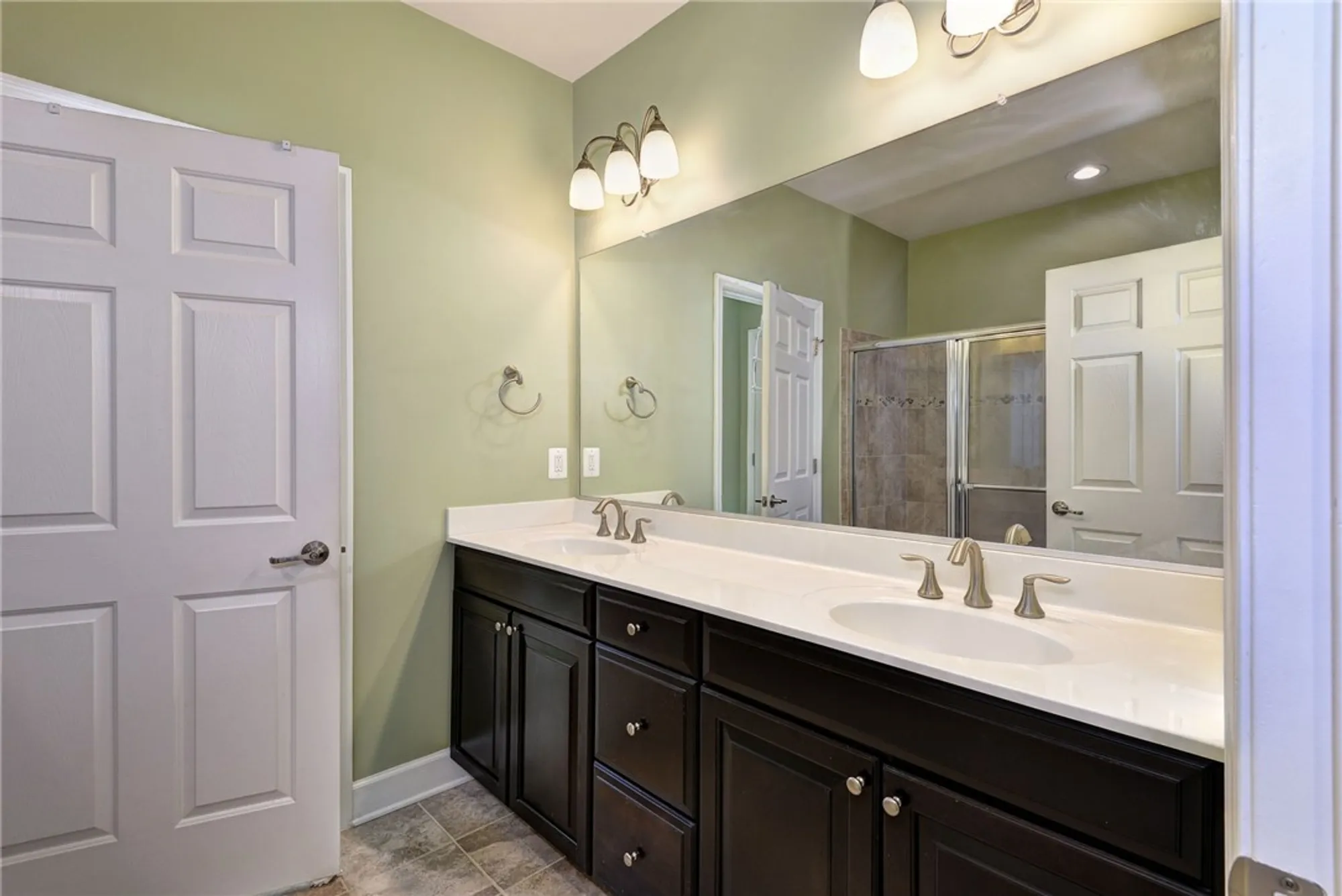 Property Slideshow image 27 of 48 | 4229 wedgewood dr, Williamsburg, VA, 23188