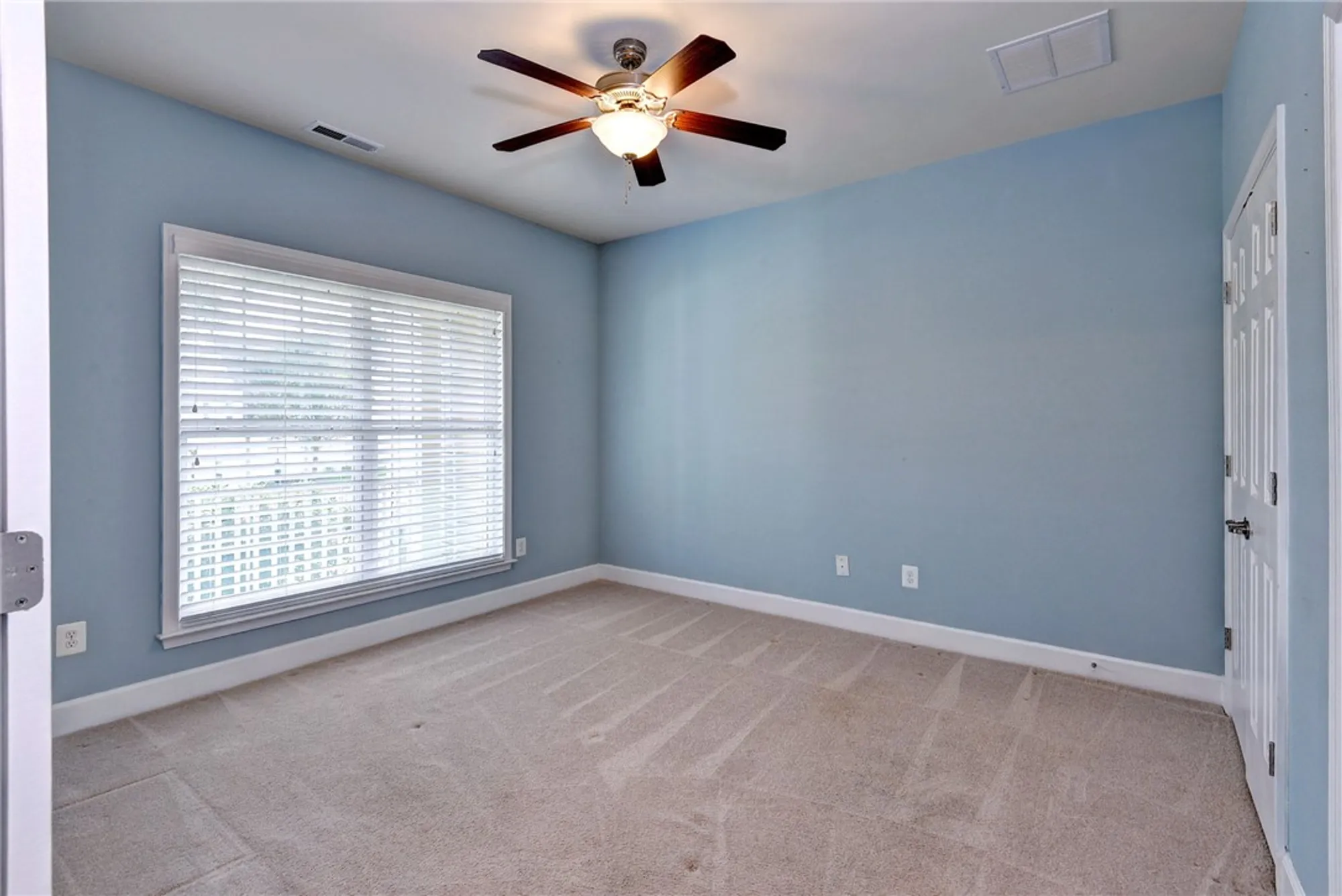 Property Slideshow image 22 of 48 | 4229 wedgewood dr, Williamsburg, VA, 23188