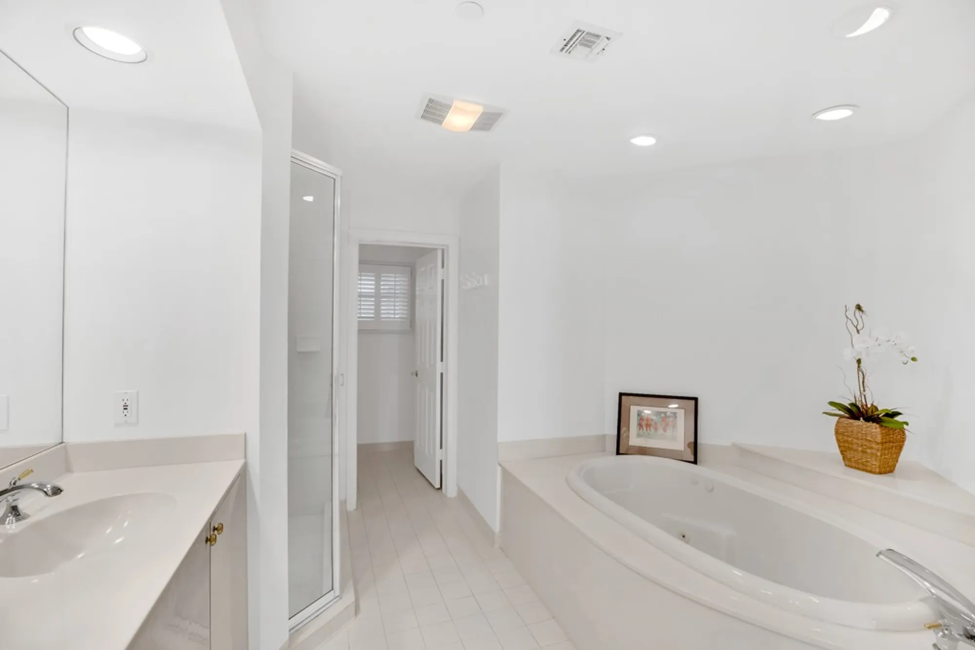 Property Slideshow image 29 of 36 | 5250 e harbor village dr 201, Vero Beach, FL, 32967