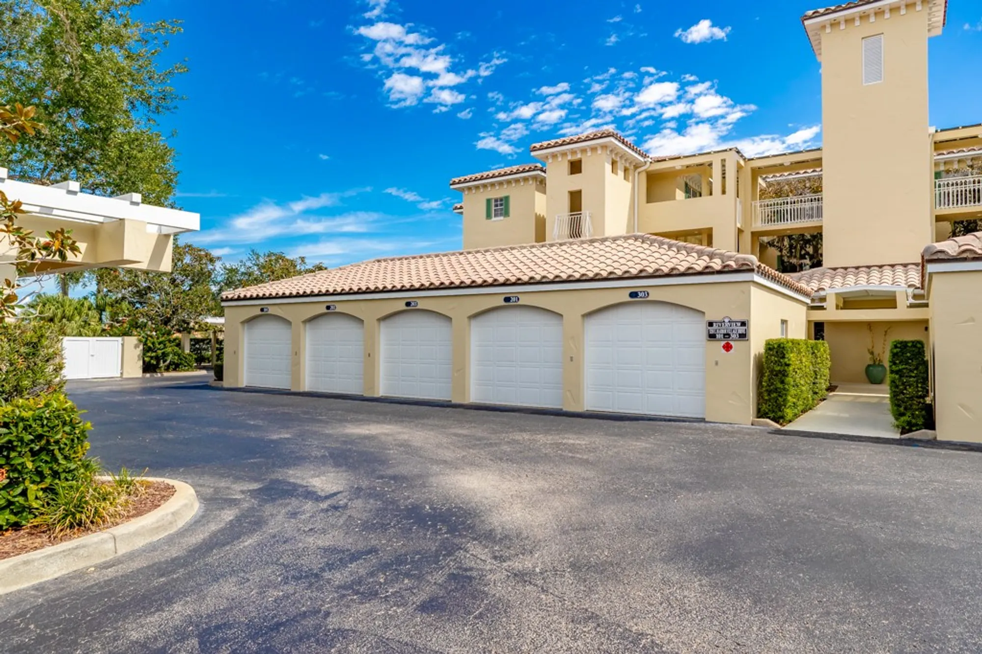 Property Slideshow image 35 of 36 | 5250 e harbor village dr 201, Vero Beach, FL, 32967