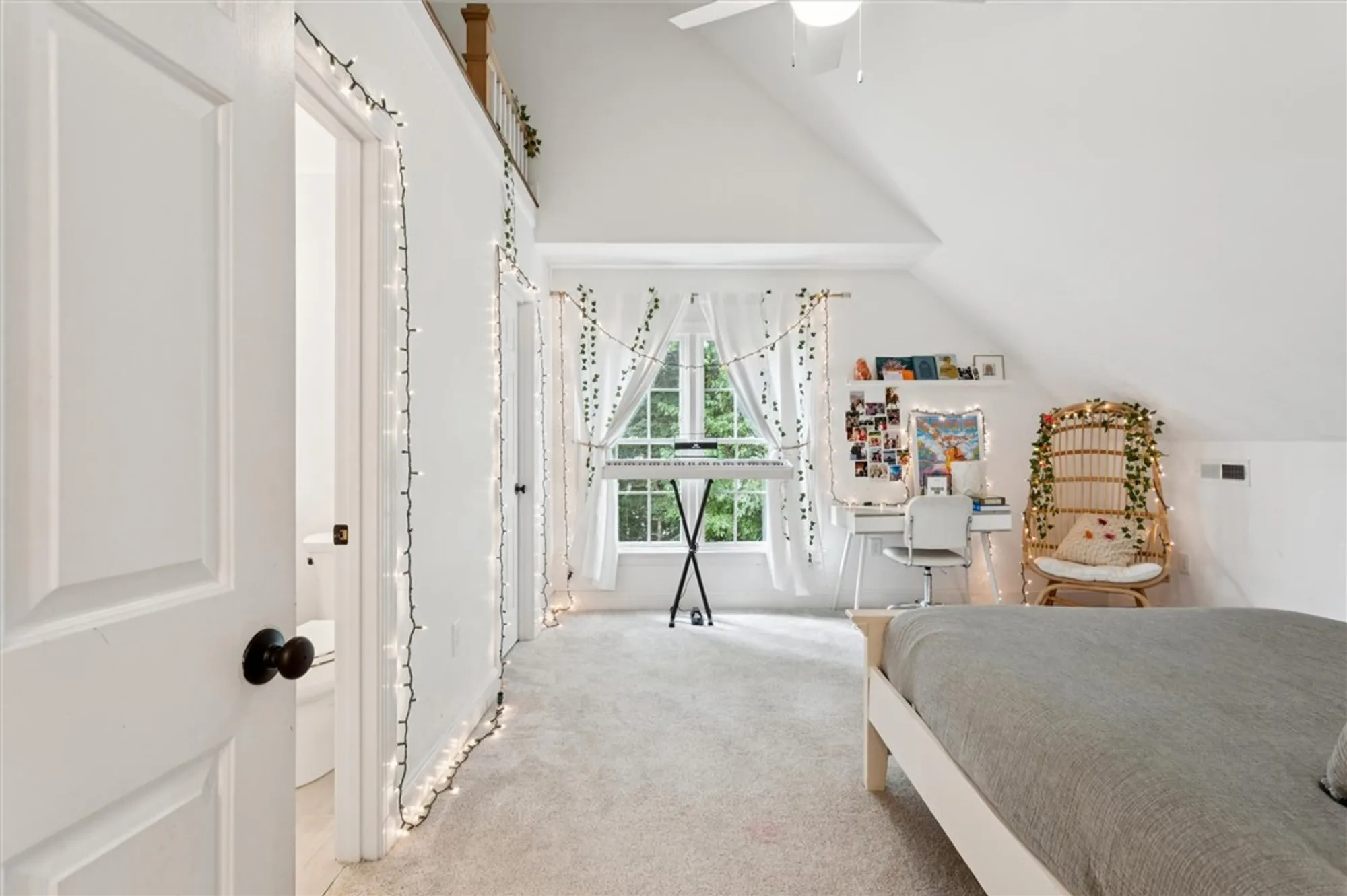 Property Slideshow image 29 of 49 | 117 huntercombe, Williamsburg, VA, 23188