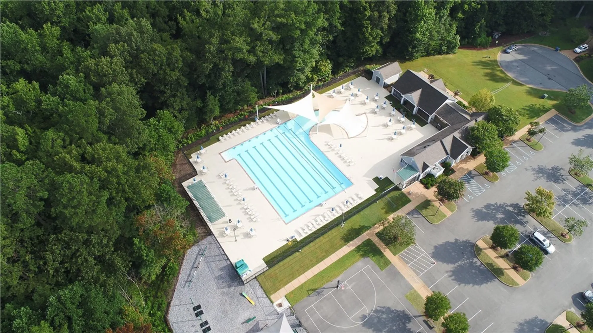 Property Slideshow image 48 of 49 | 117 huntercombe, Williamsburg, VA, 23188