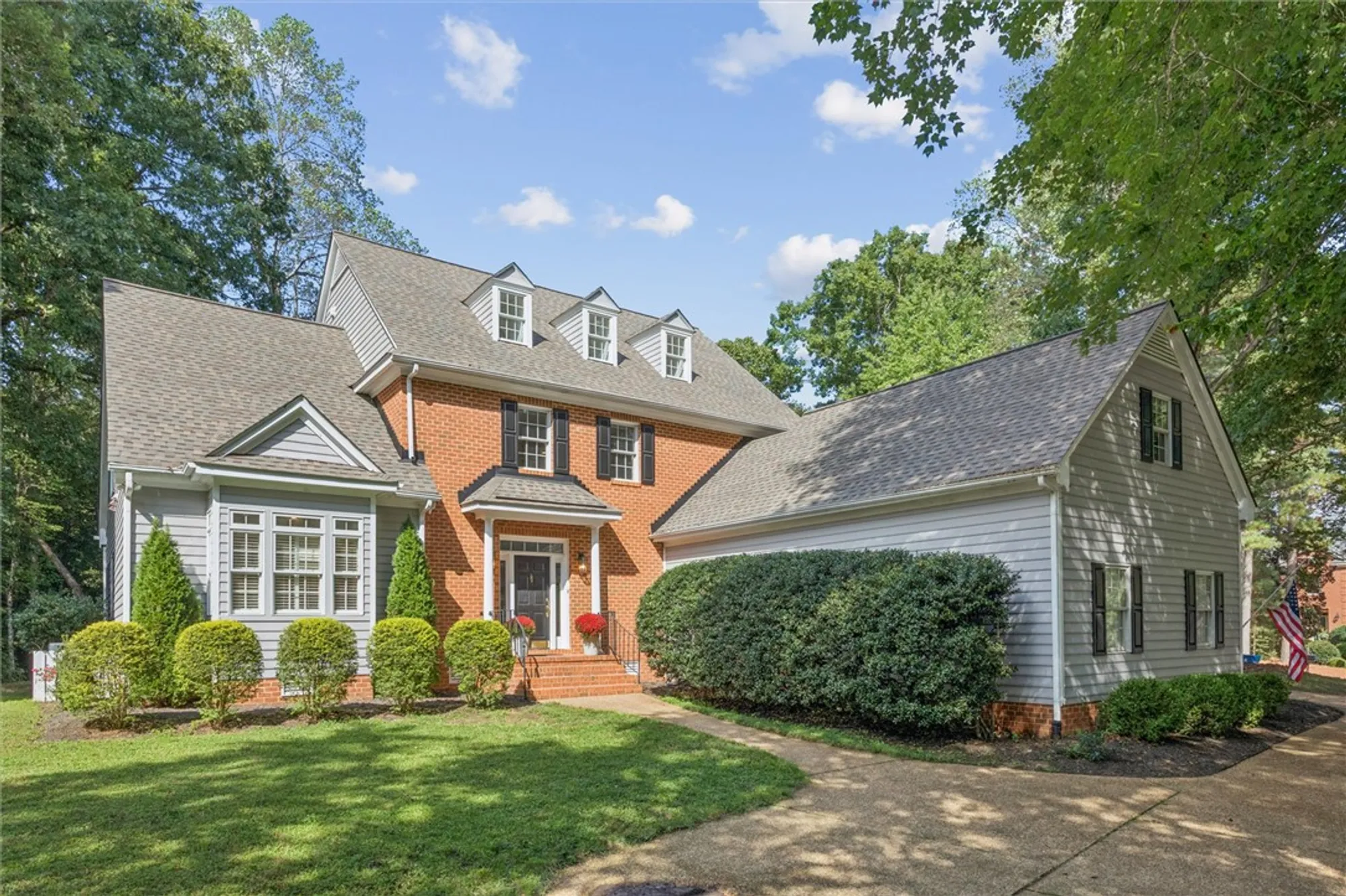 Property Slideshow image 5 of 49 | 117 huntercombe, Williamsburg, VA, 23188
