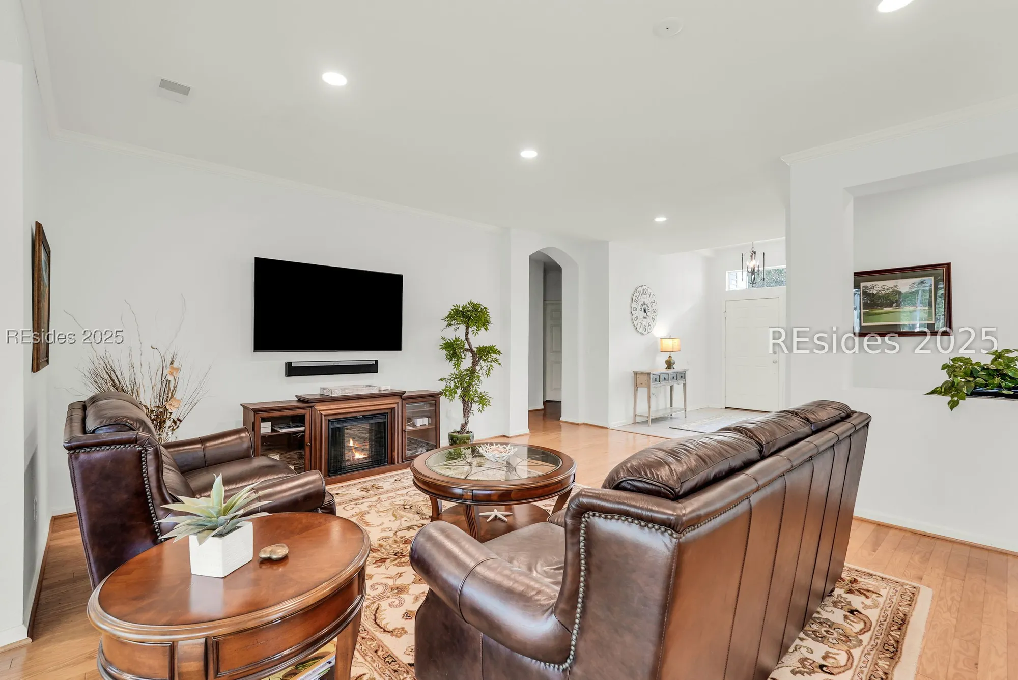 Property Slideshow image 7 of 53 | 44 hampton cir, Bluffton, SC, 29909