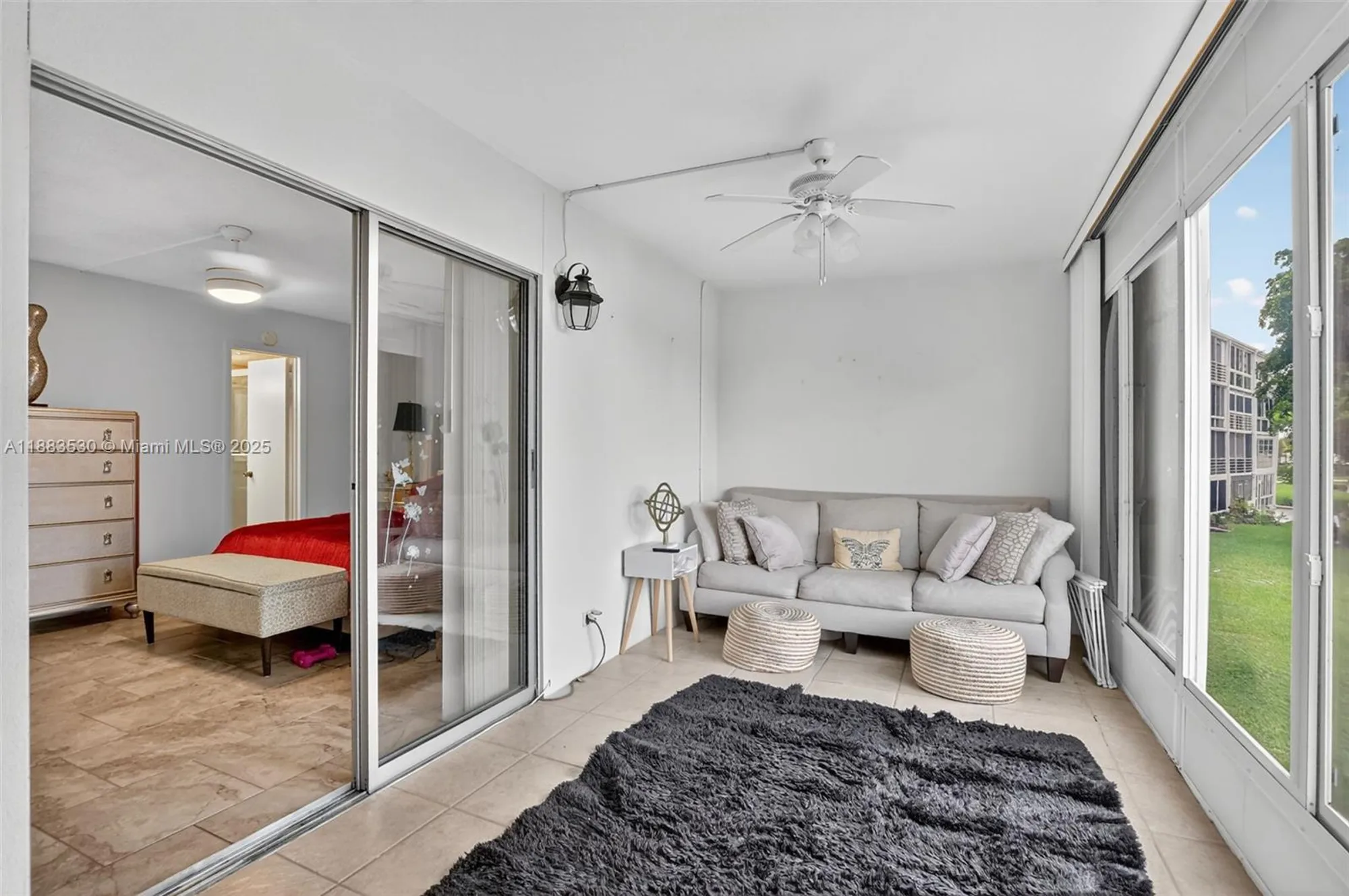 Property Slideshow image 16 of 58 | 2009 farnham n # 2009, Deerfield Beach, FL, 33442