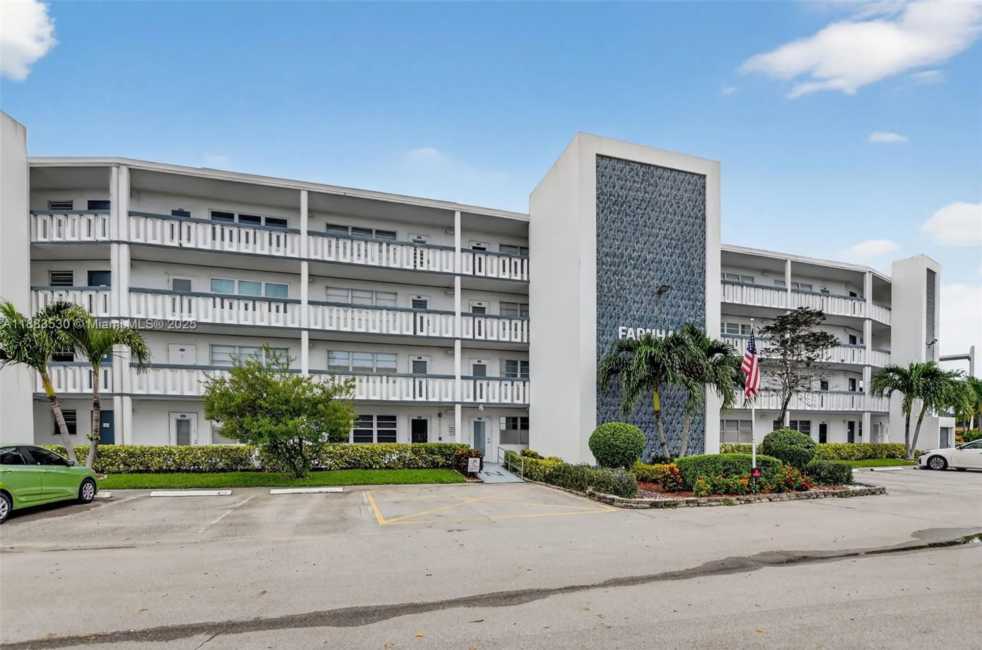 Property Slideshow image 57 of 58 | 2009 farnham n # 2009, Deerfield Beach, FL, 33442