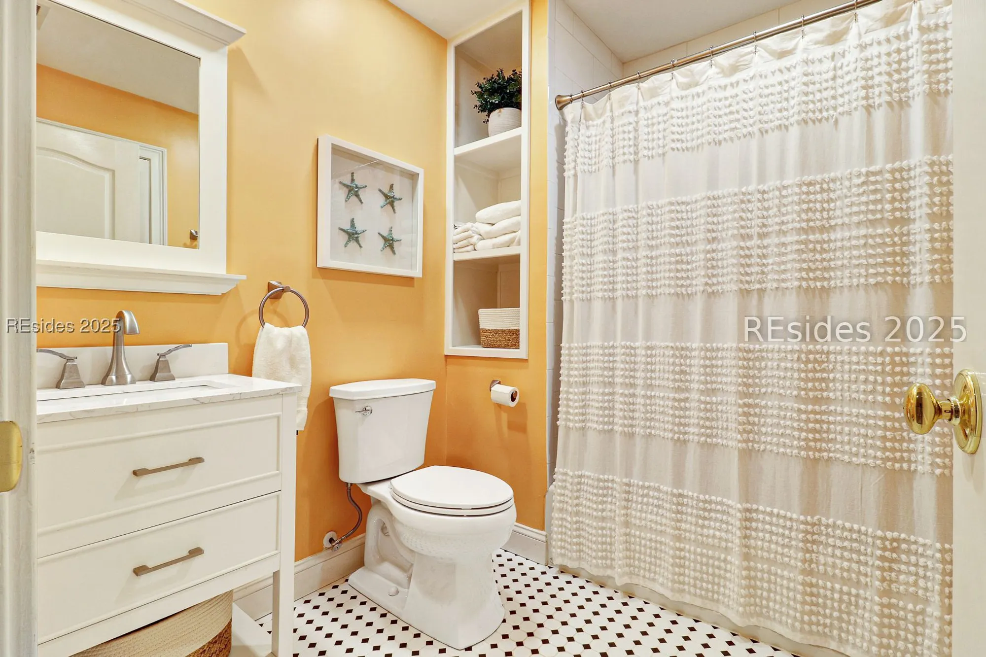 Property Slideshow image 39 of 50 | 26 lenora dr, Hilton Head Island, SC, 29926