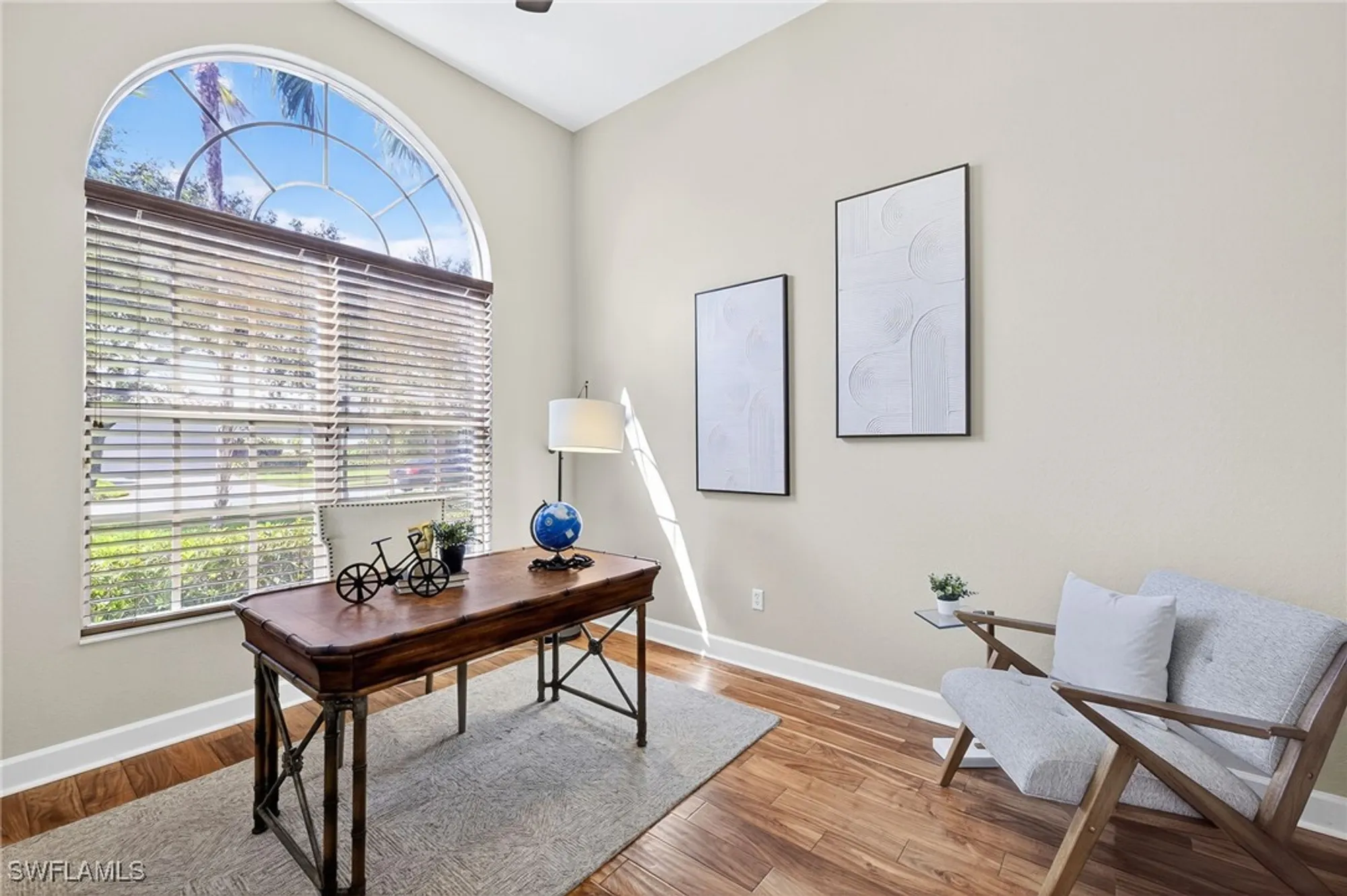 Property Slideshow image 10 of 31 | 8812 mustang island cir, Naples, FL, 34113