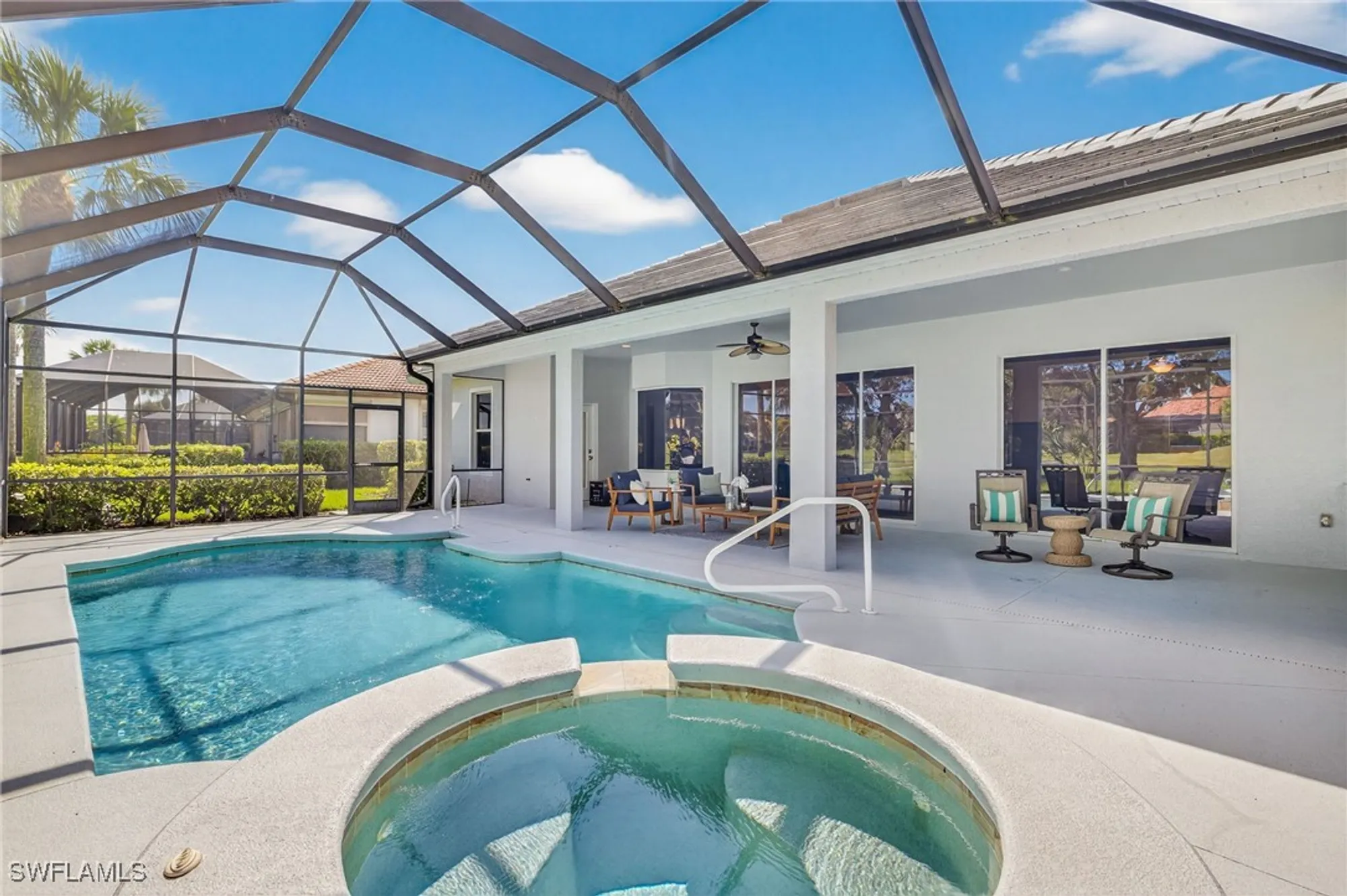 Property Slideshow image 4 of 31 | 8812 mustang island cir, Naples, FL, 34113