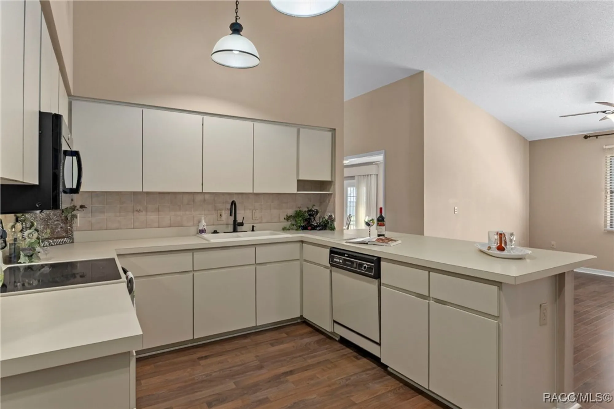 Property Slideshow image 17 of 66 | 5961 w douneray loop, Crystal River, FL, 34429