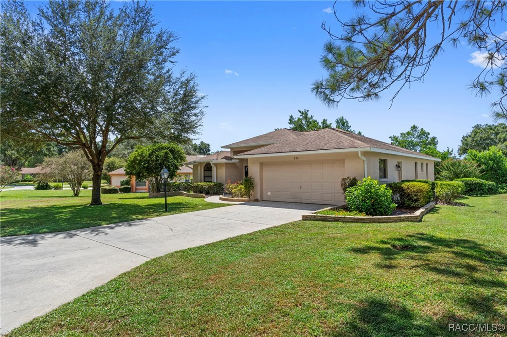 Property Slideshow image 2 of 66 | 5961 w douneray loop, Crystal River, FL, 34429