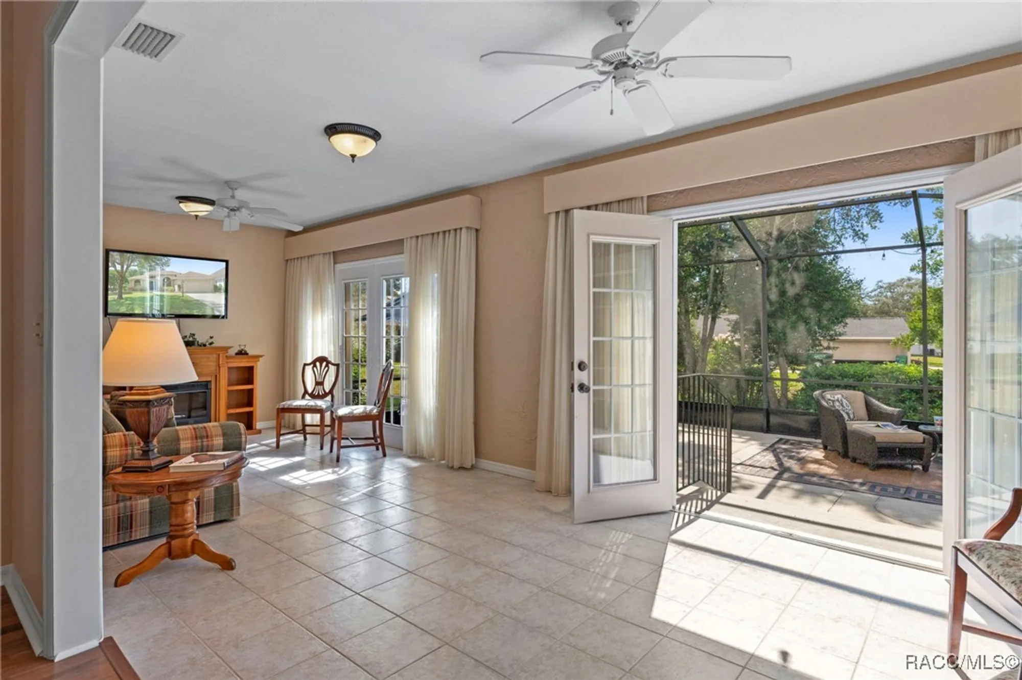 Property Slideshow image 31 of 66 | 5961 w douneray loop, Crystal River, FL, 34429