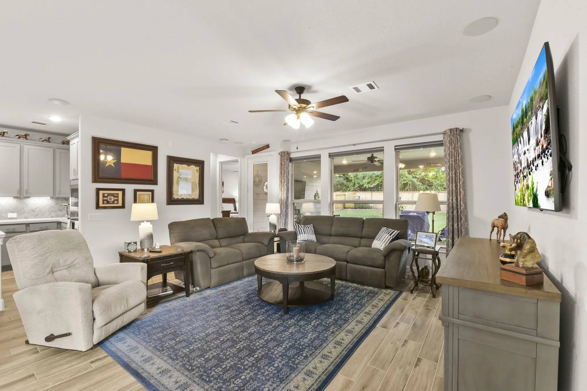 Property Slideshow image 15 of 43 | 110 pepper grass pl, Montgomery, TX, 77316