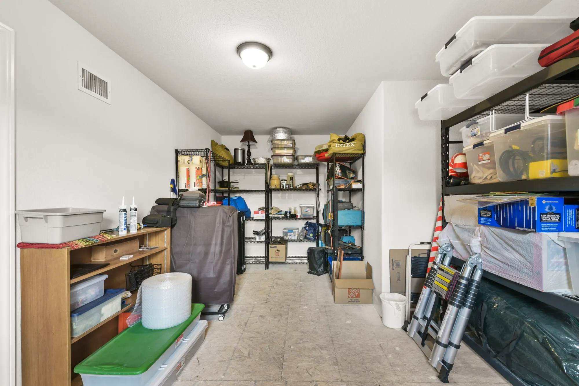 Property Slideshow image 36 of 43 | 110 pepper grass pl, Montgomery, TX, 77316