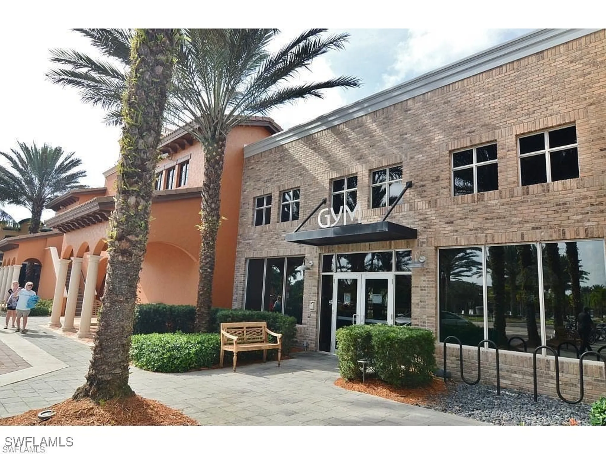 Property Slideshow image 11 of 35 | 8997 cambria cir 2002, Naples, FL, 34113