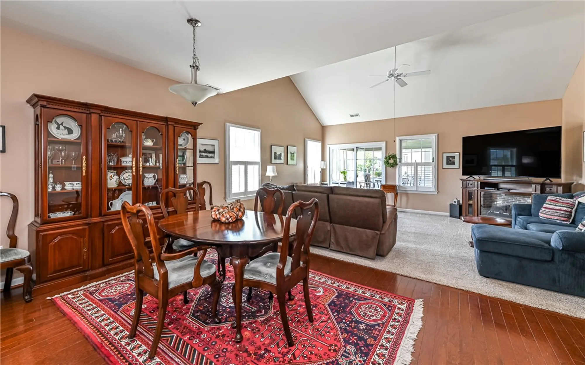 Property Slideshow image 8 of 42 | 150 independence way, Sewickley, PA, 15143
